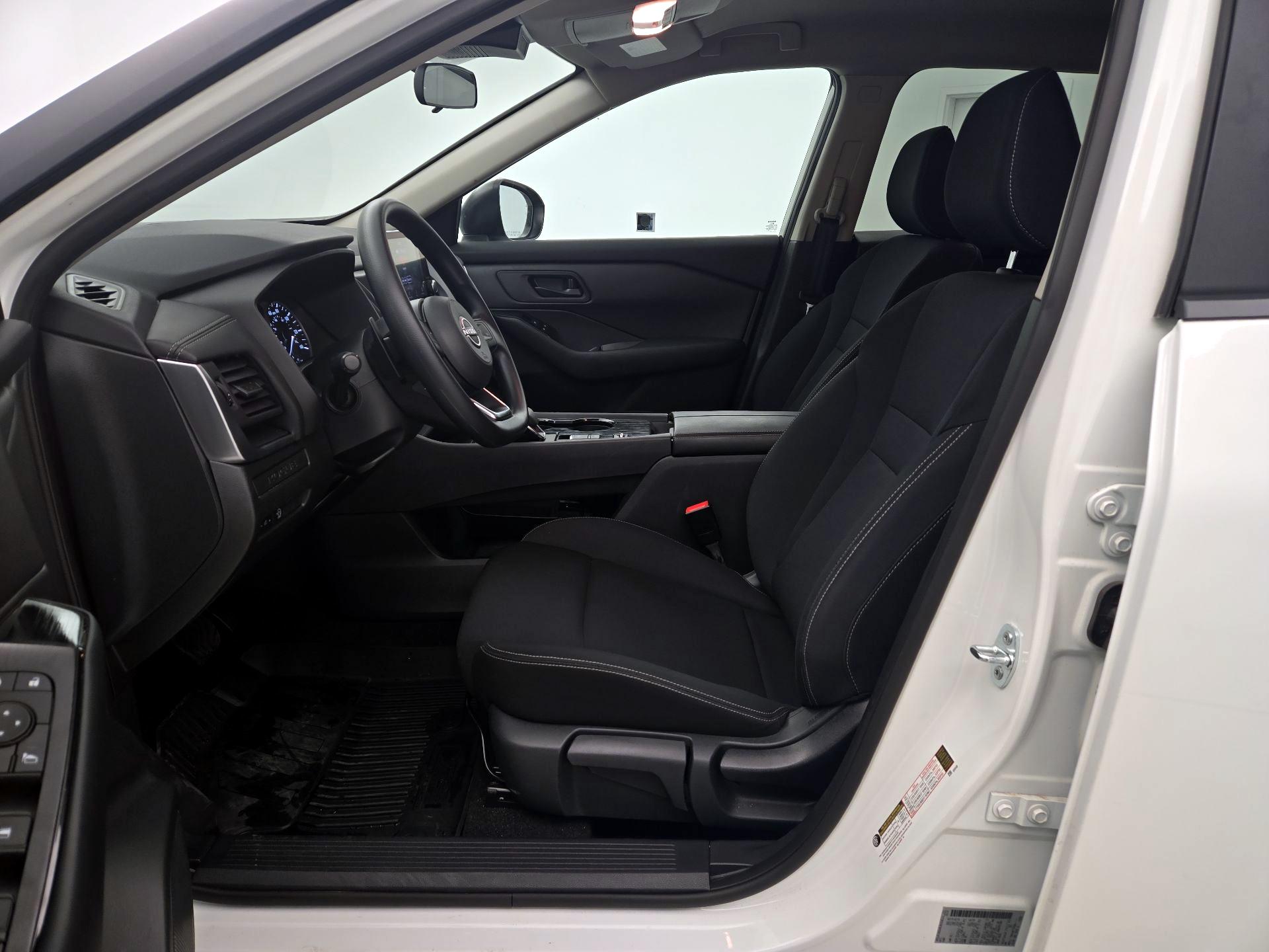 Thumbnail: 2024 Nissan Rogue - 11