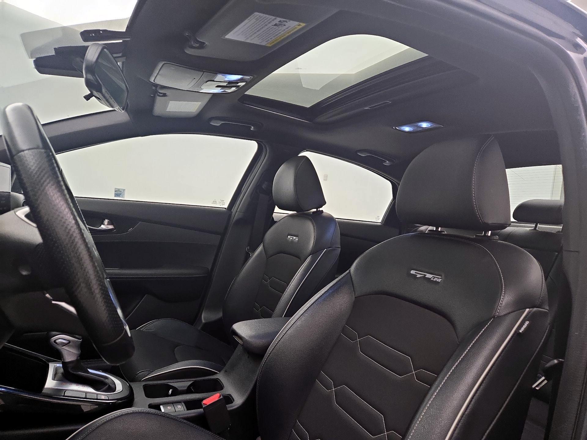Thumbnail: 2022 Kia Forte - 20
