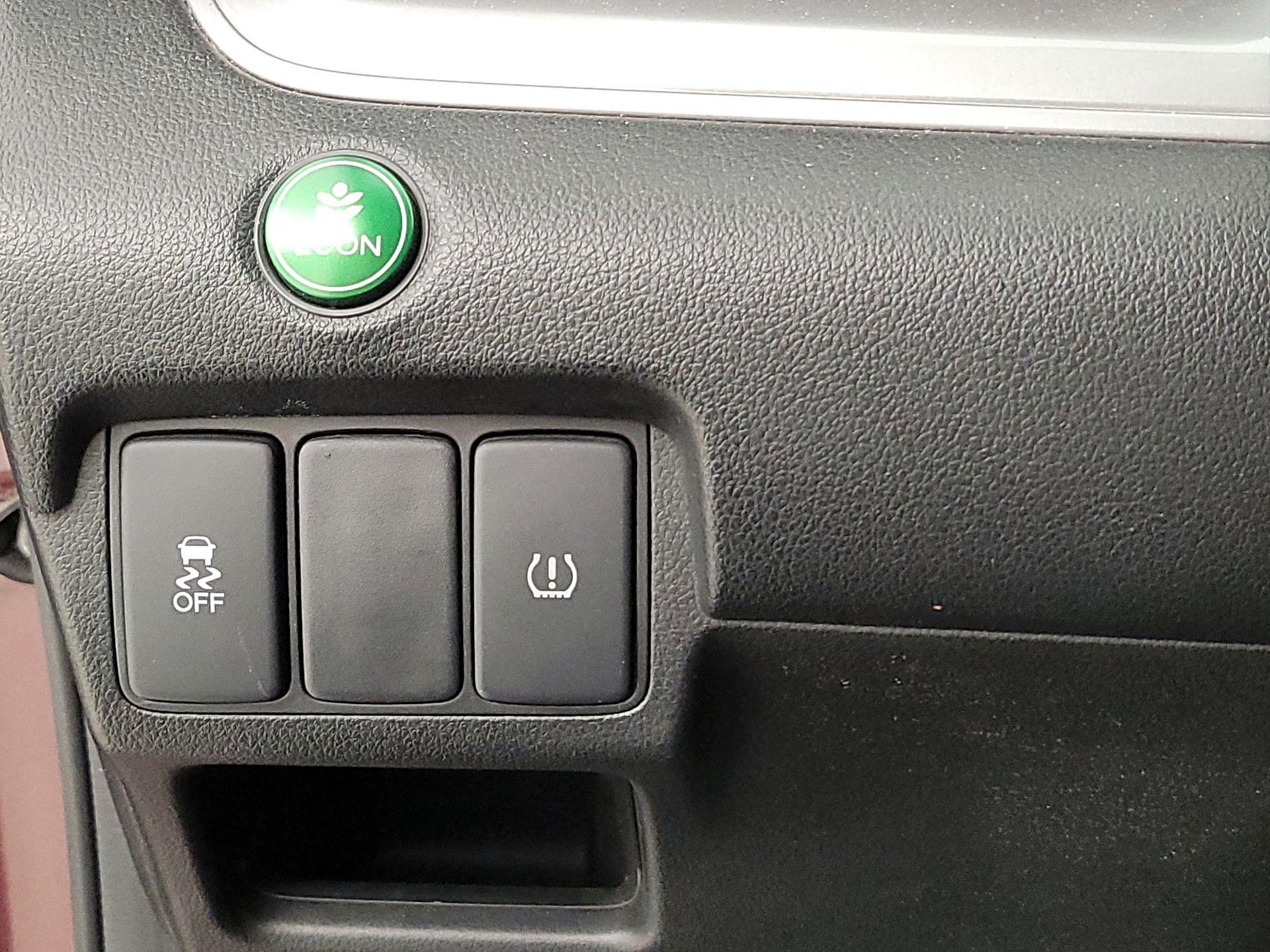 Thumbnail: 2015 Honda CR-V - 13