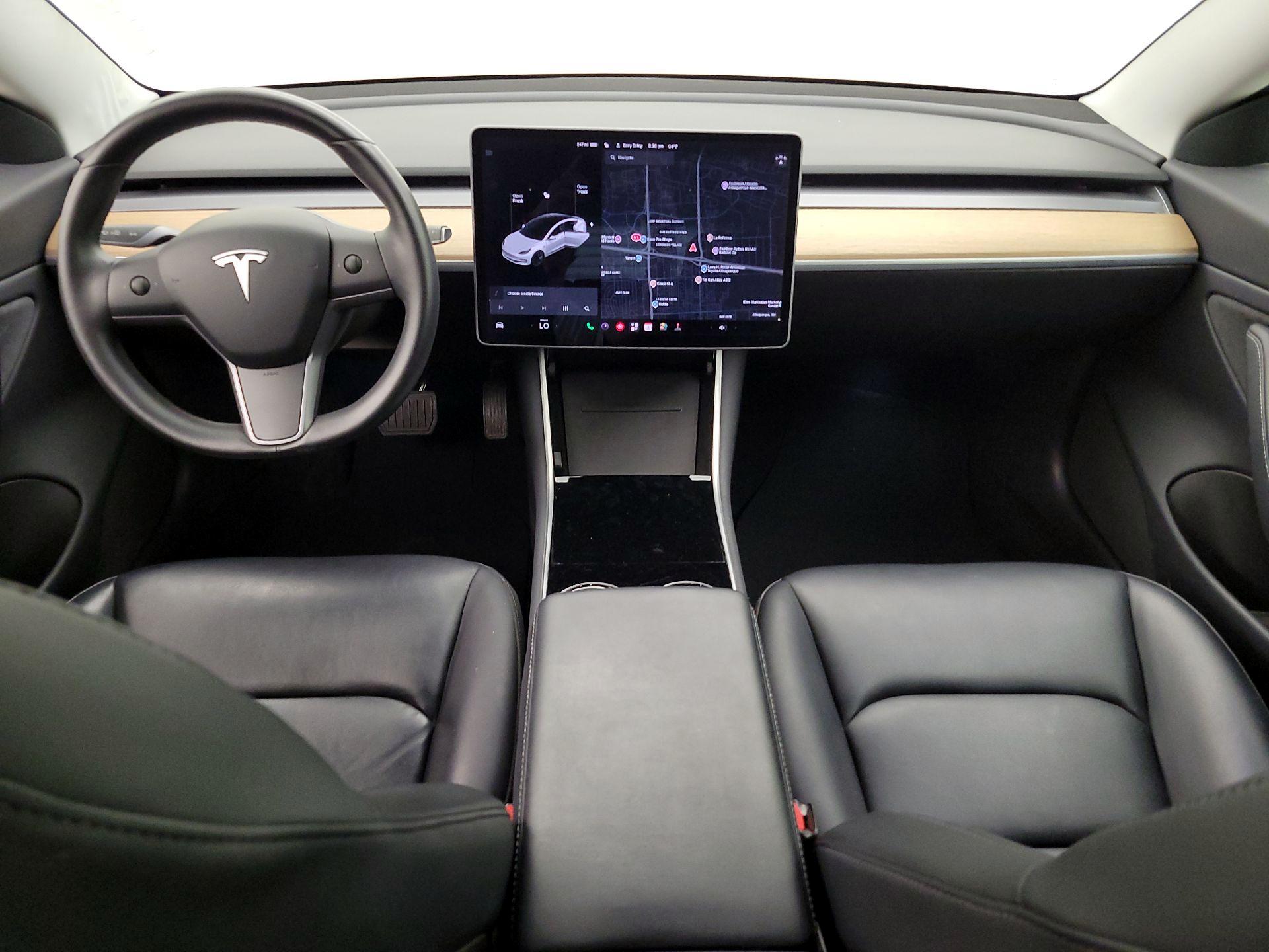 Thumbnail: 2020 Tesla Model 3 - 9