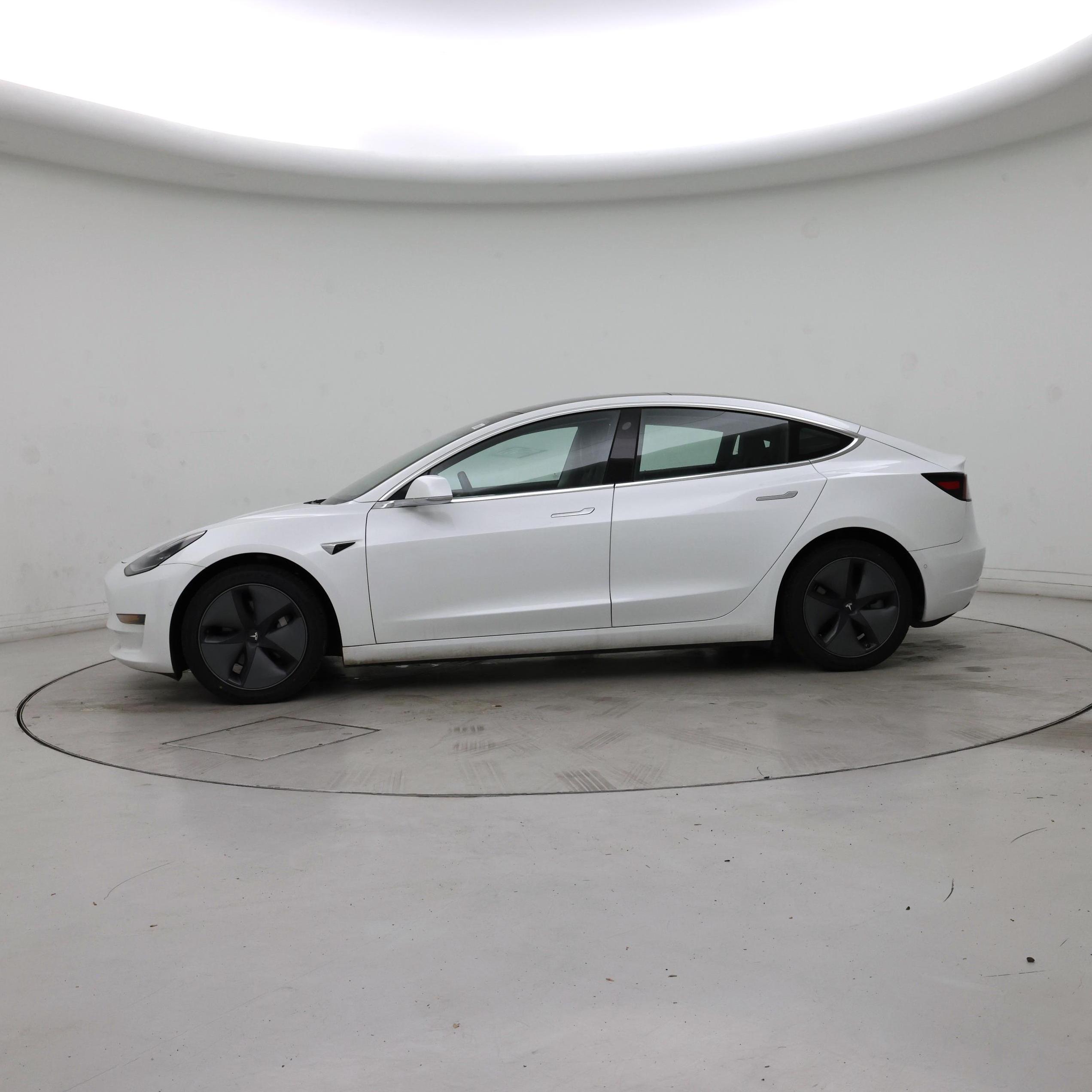 Thumbnail: 2020 Tesla Model 3 - 3
