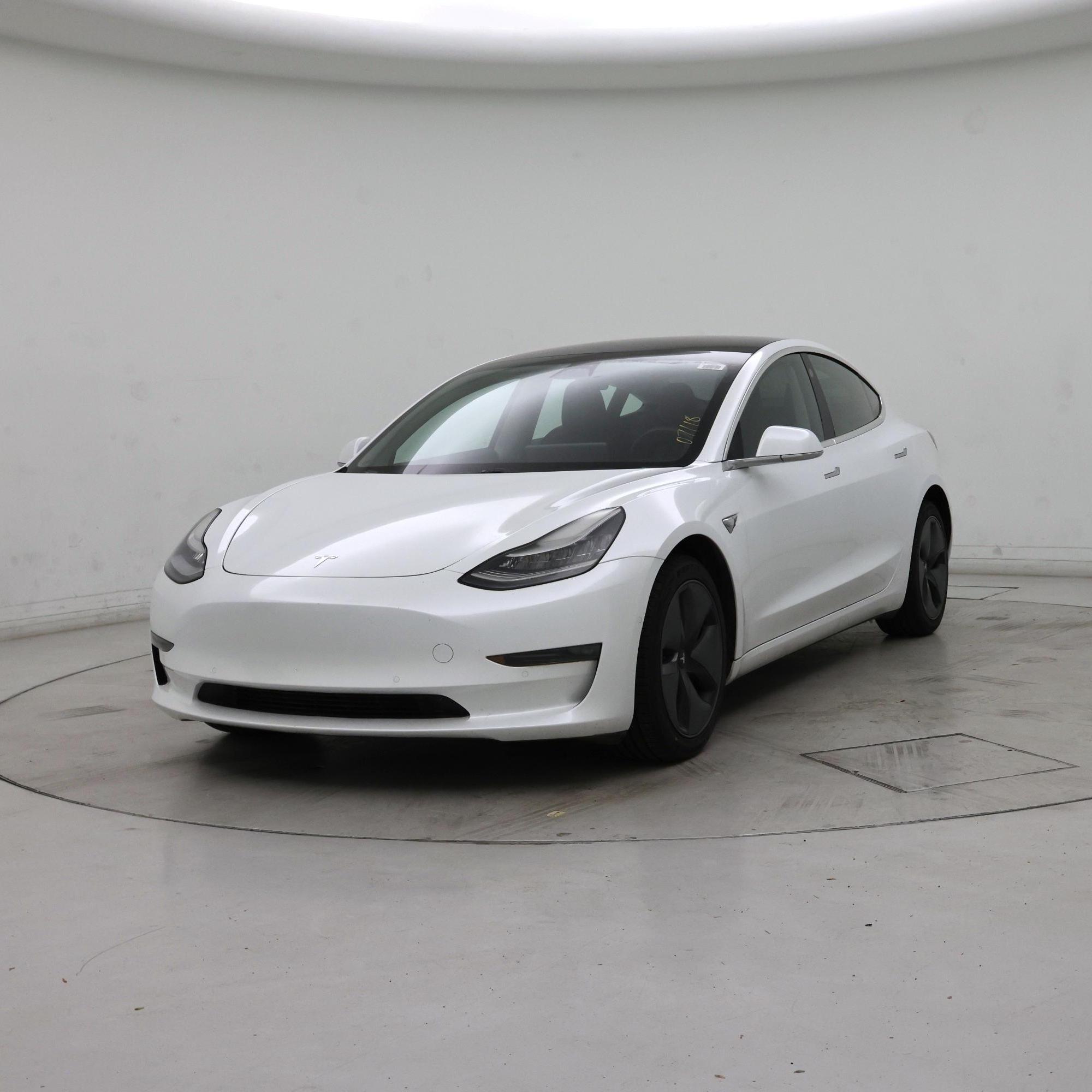 Thumbnail: 2020 Tesla Model 3 - 4