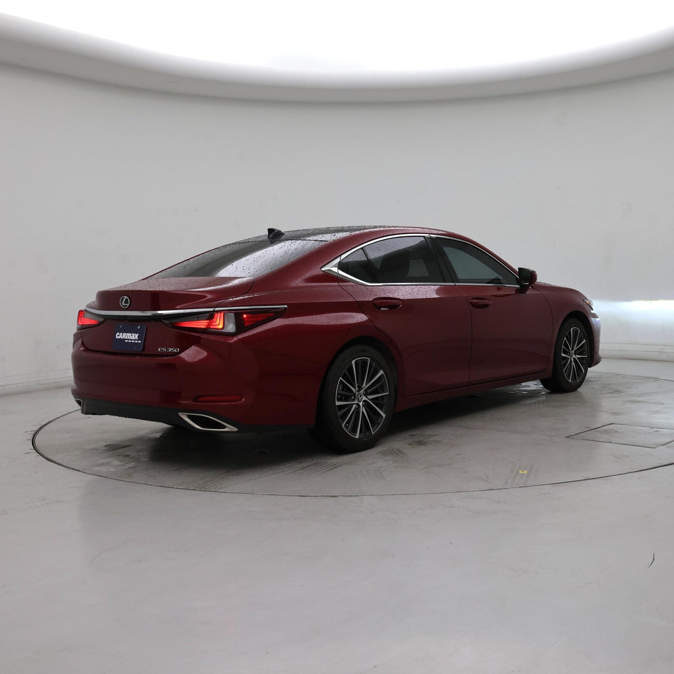 Thumbnail: 2023 Lexus ES - 8