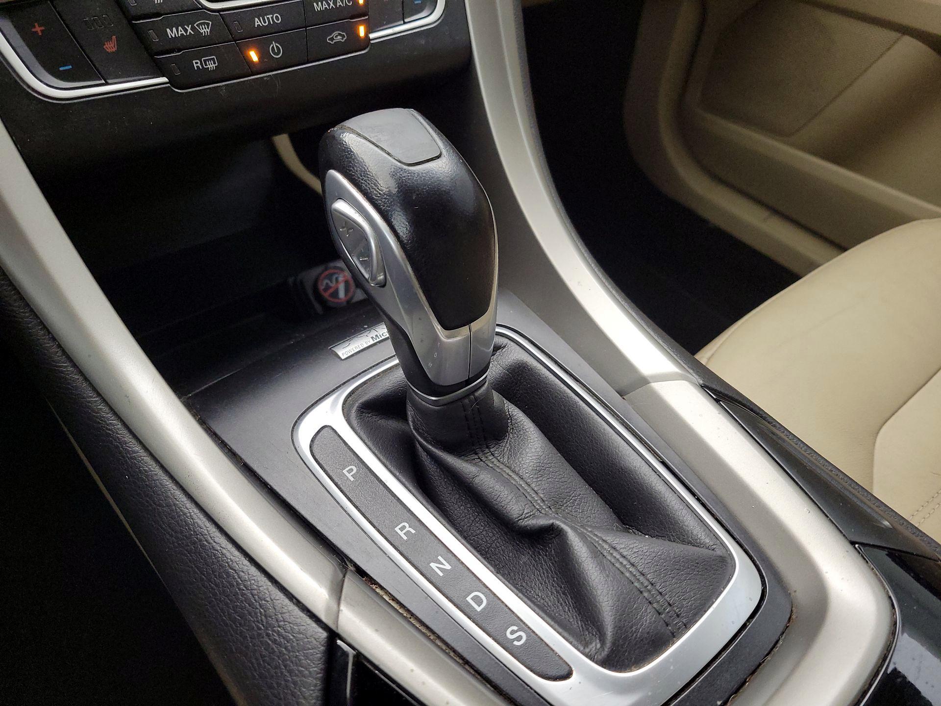 Thumbnail: 2014 Ford Fusion - 17