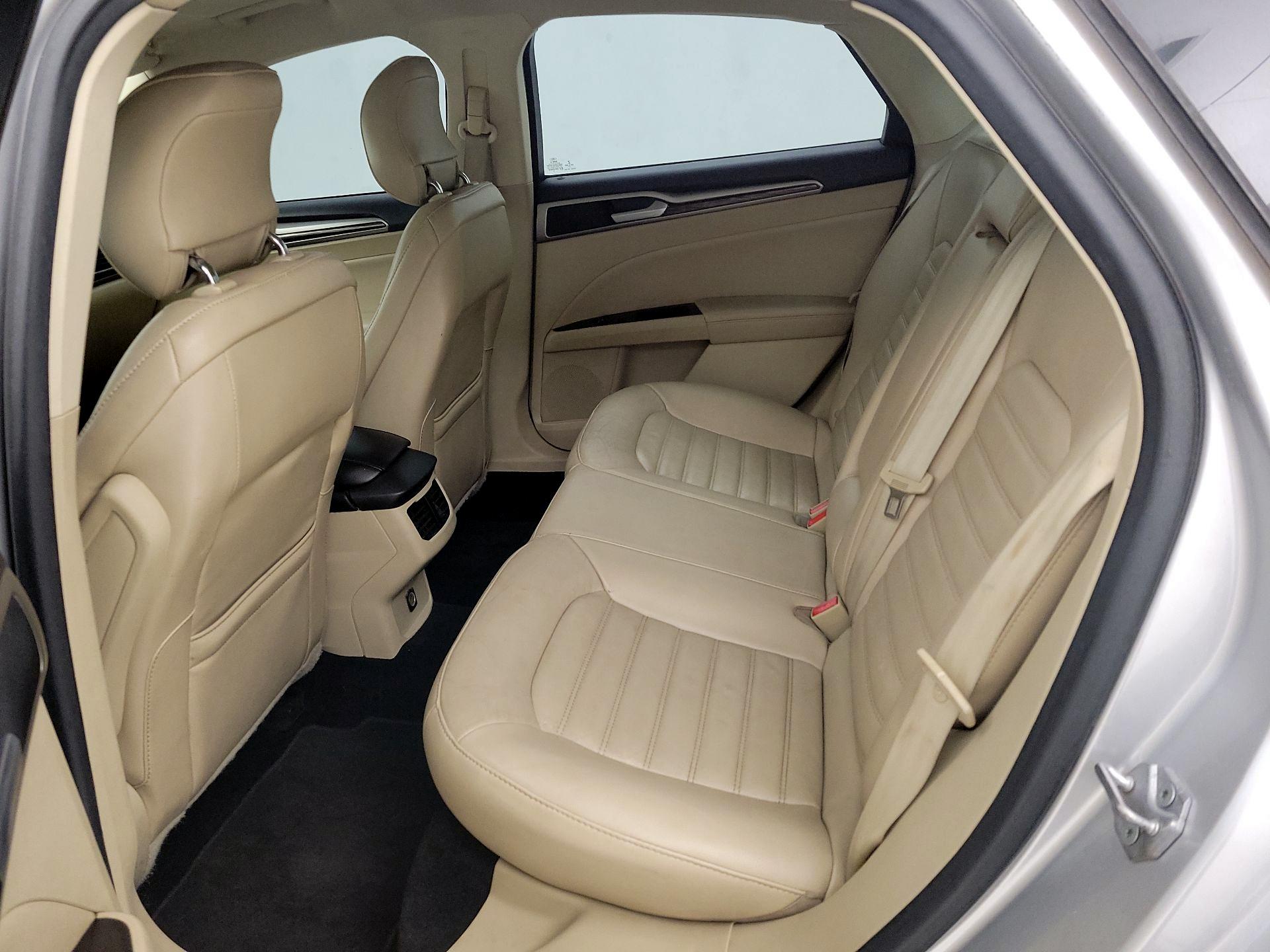 Thumbnail: 2014 Ford Fusion - 19