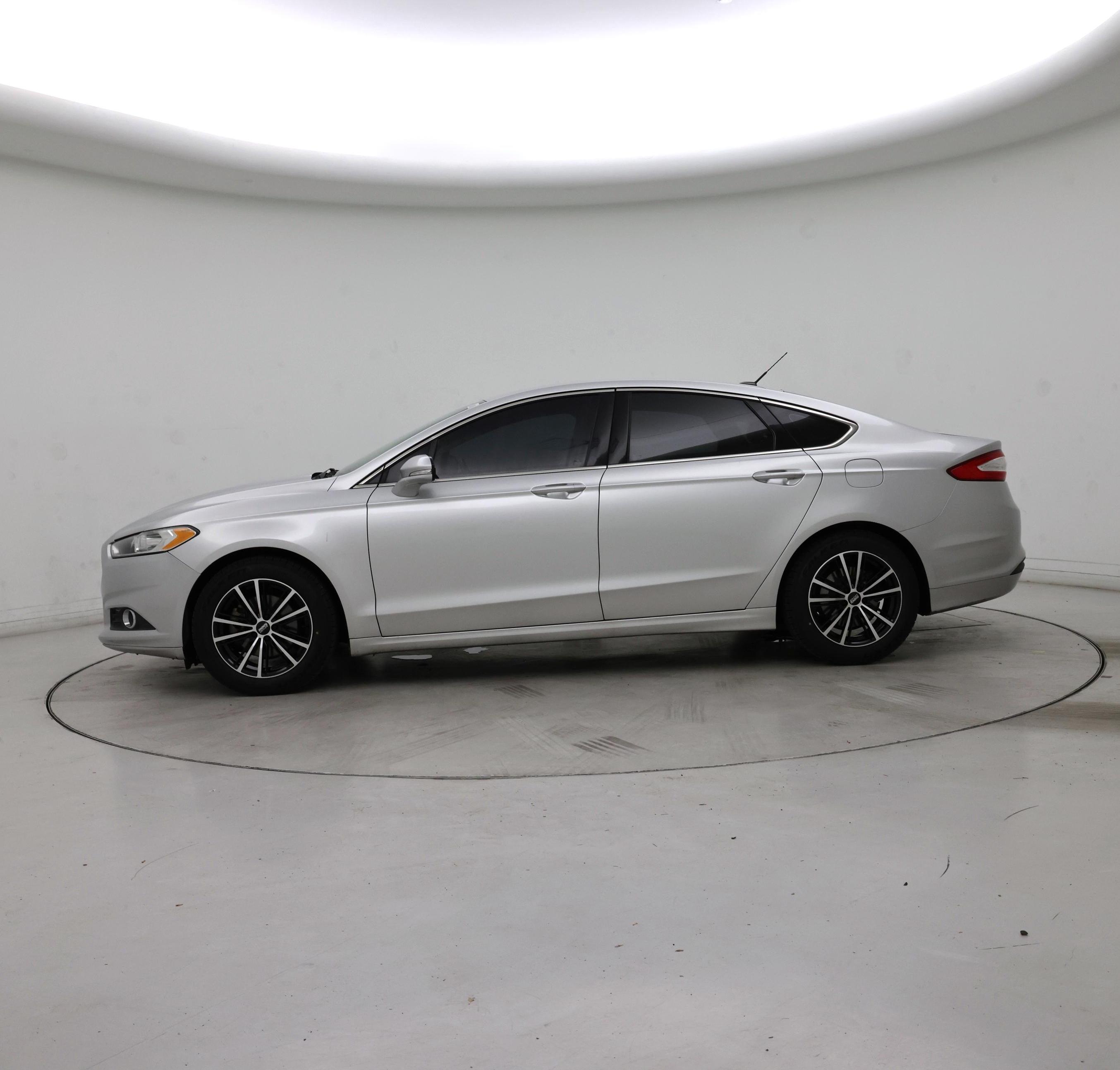 Thumbnail: 2014 Ford Fusion - 3