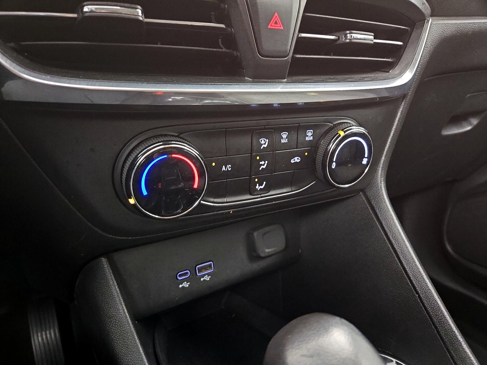 2024 Buick Encore GX Preferred - Photo 17