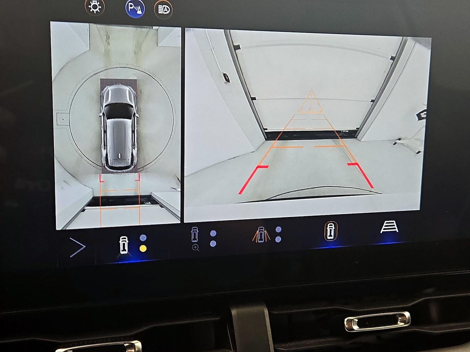 2025 Chevrolet Equinox LT - Photo 16