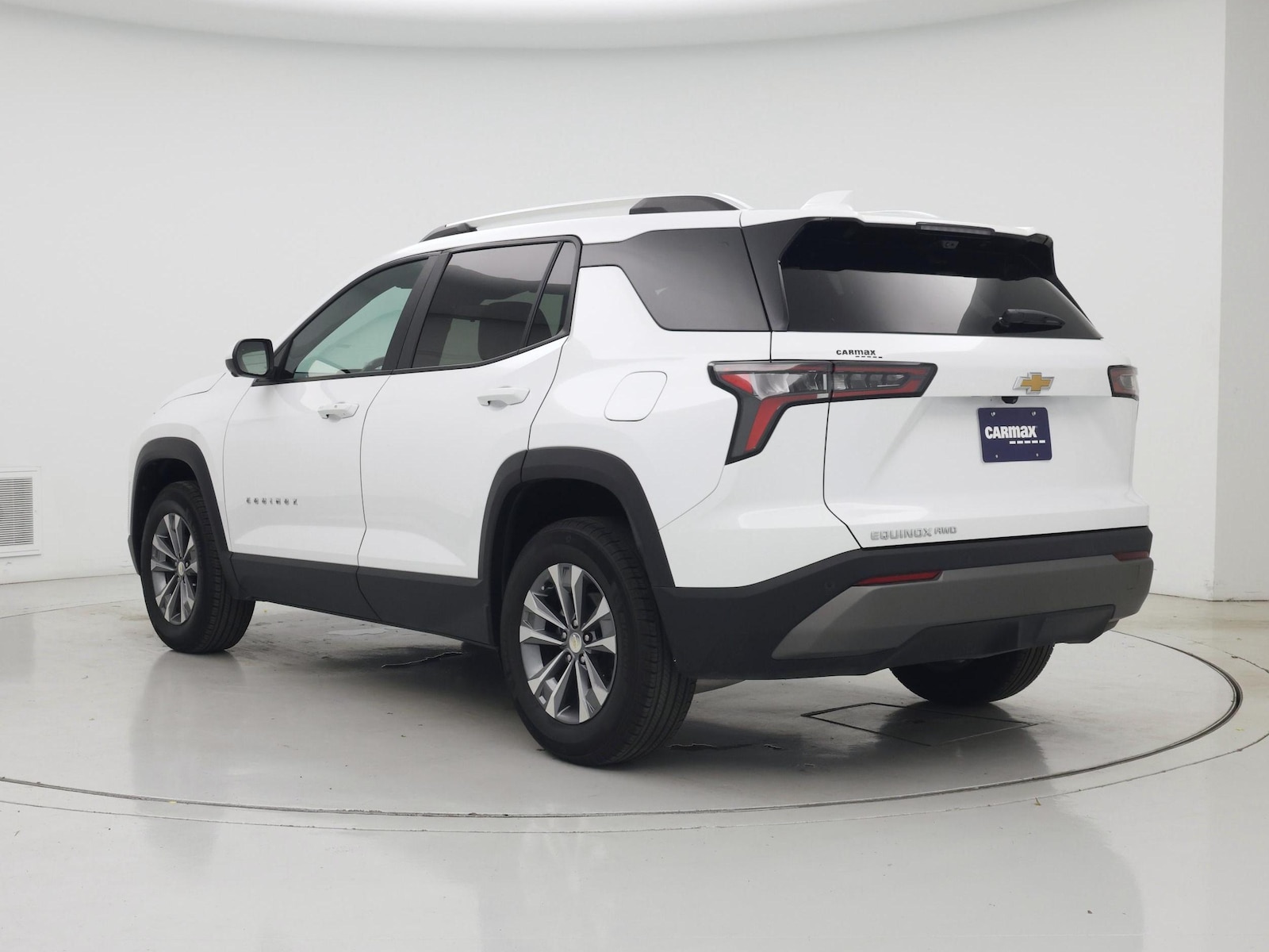 2025 Chevrolet Equinox LT - Photo 3