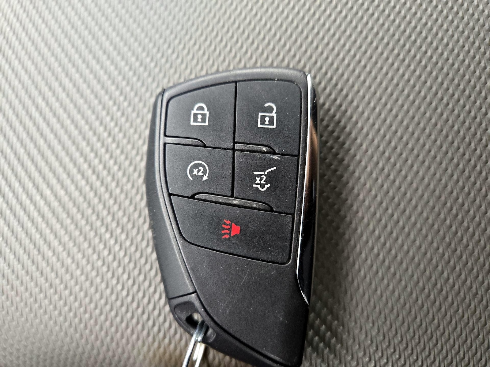 2025 Chevrolet Equinox LT - Photo 24