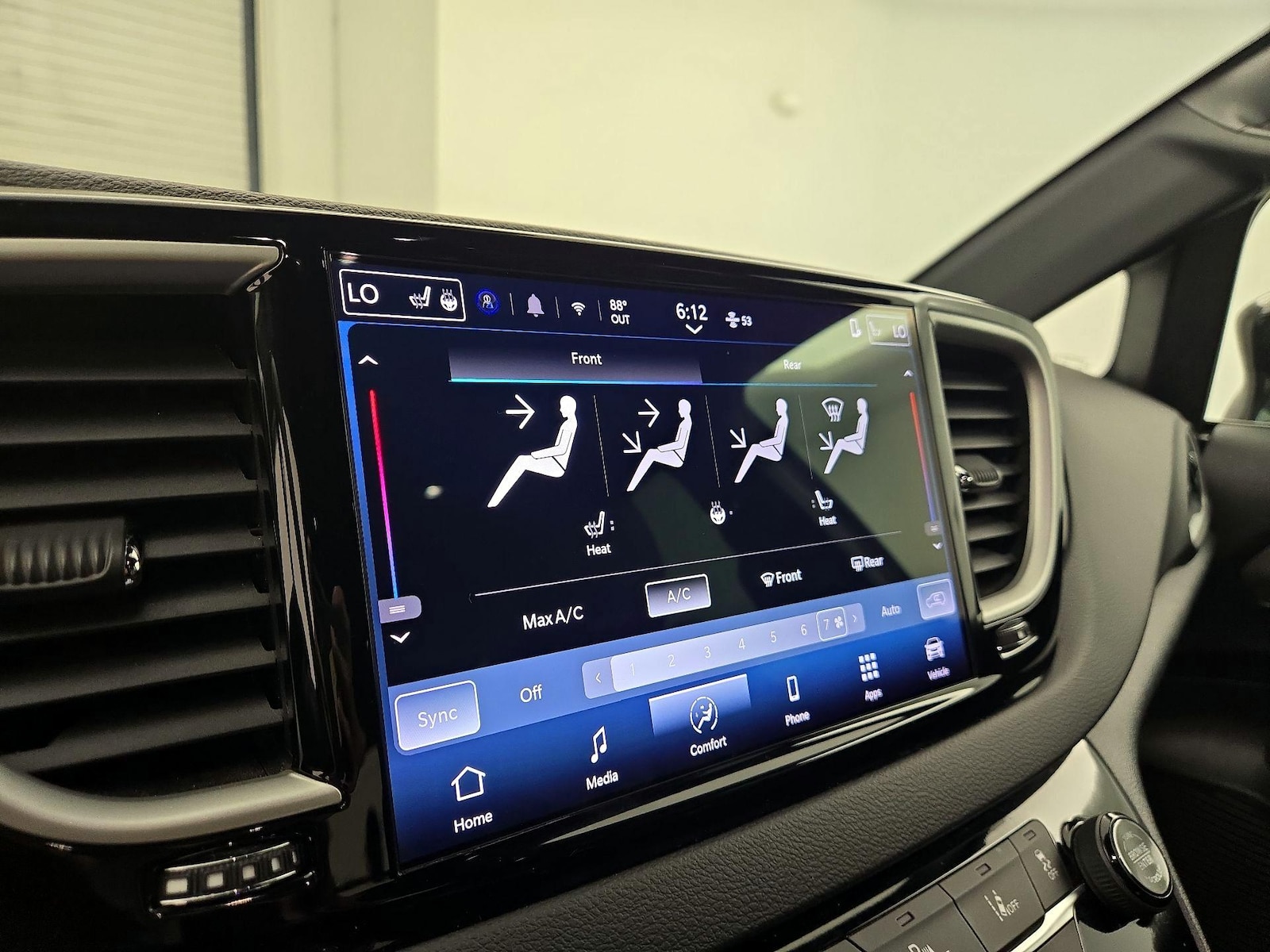 2025 Chrysler Pacifica Select - Photo 17