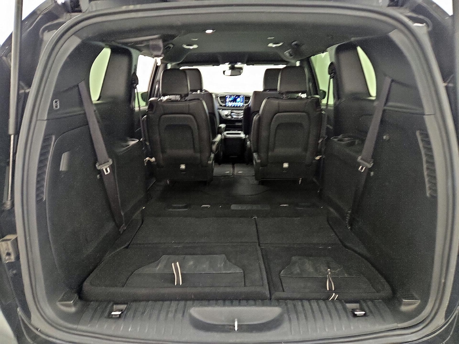 2025 Chrysler Pacifica Select - Photo 23