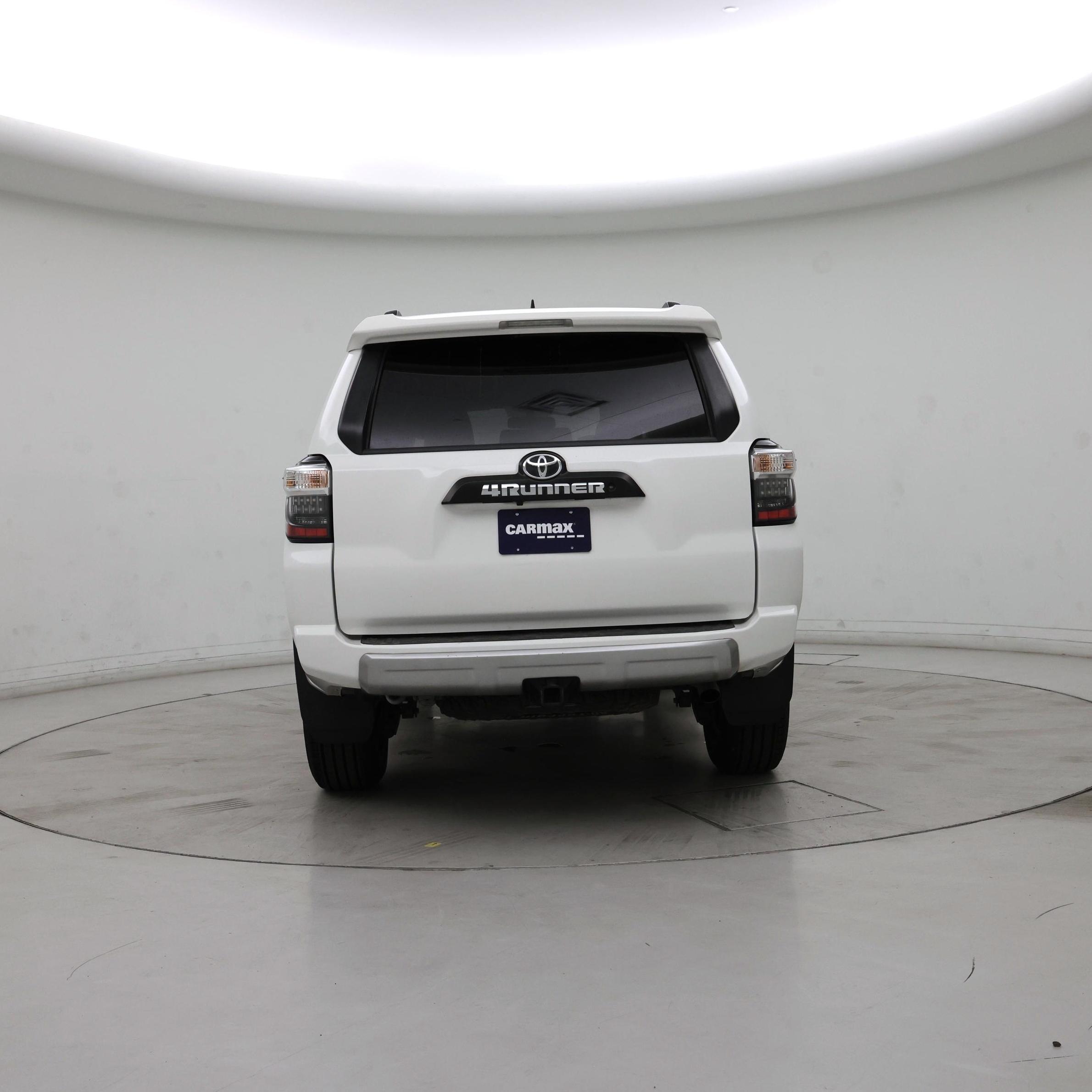 Thumbnail: 2019 Toyota 4Runner - 6