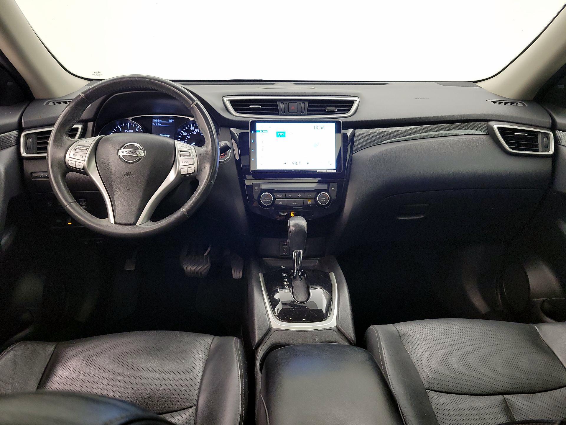 Thumbnail: 2015 Nissan Rogue - 9