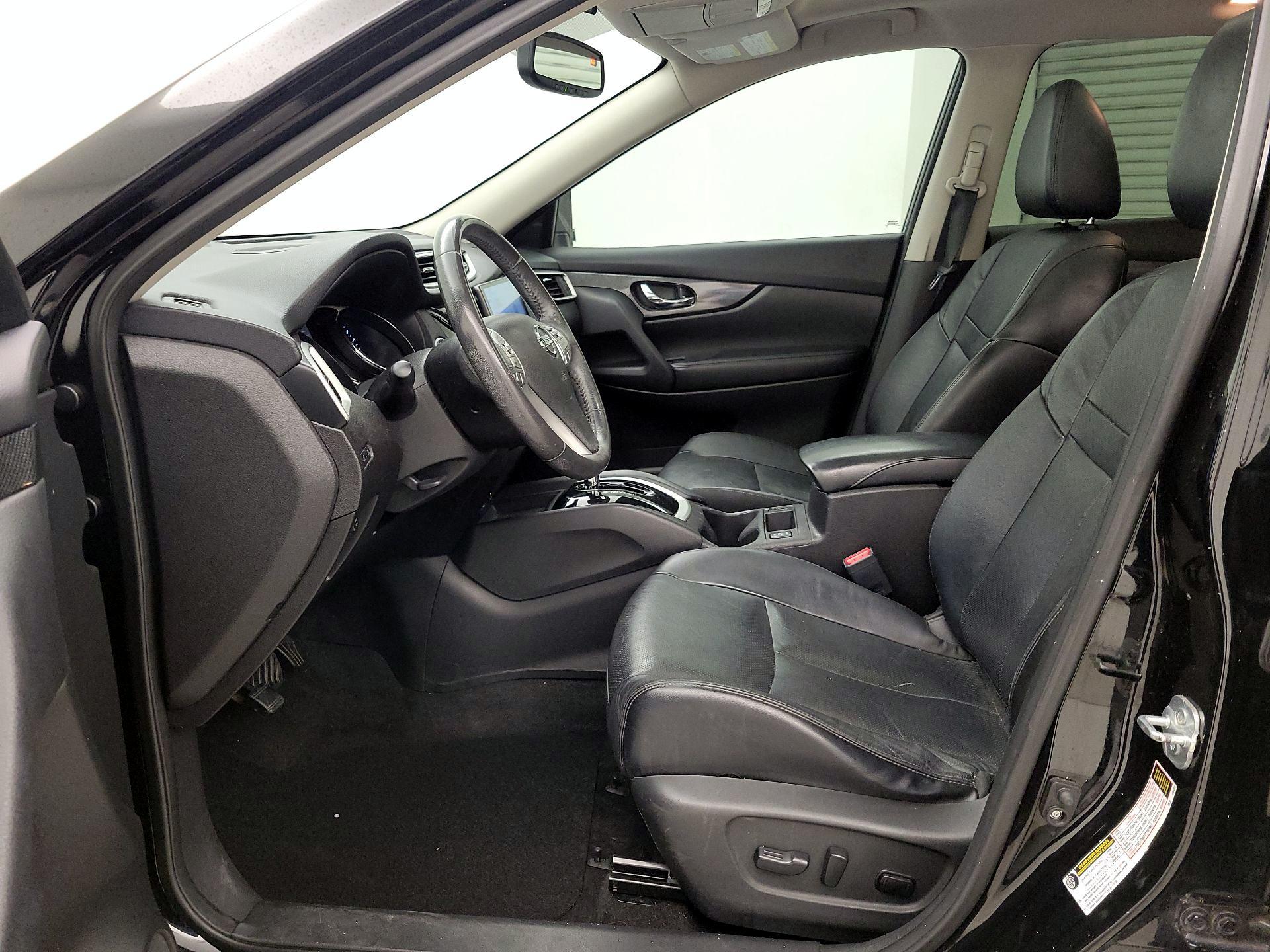 Thumbnail: 2015 Nissan Rogue - 11