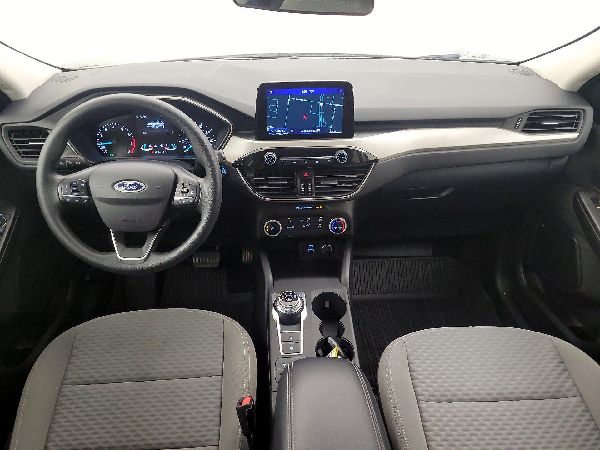 Thumbnail: 2021 Ford Escape - 9