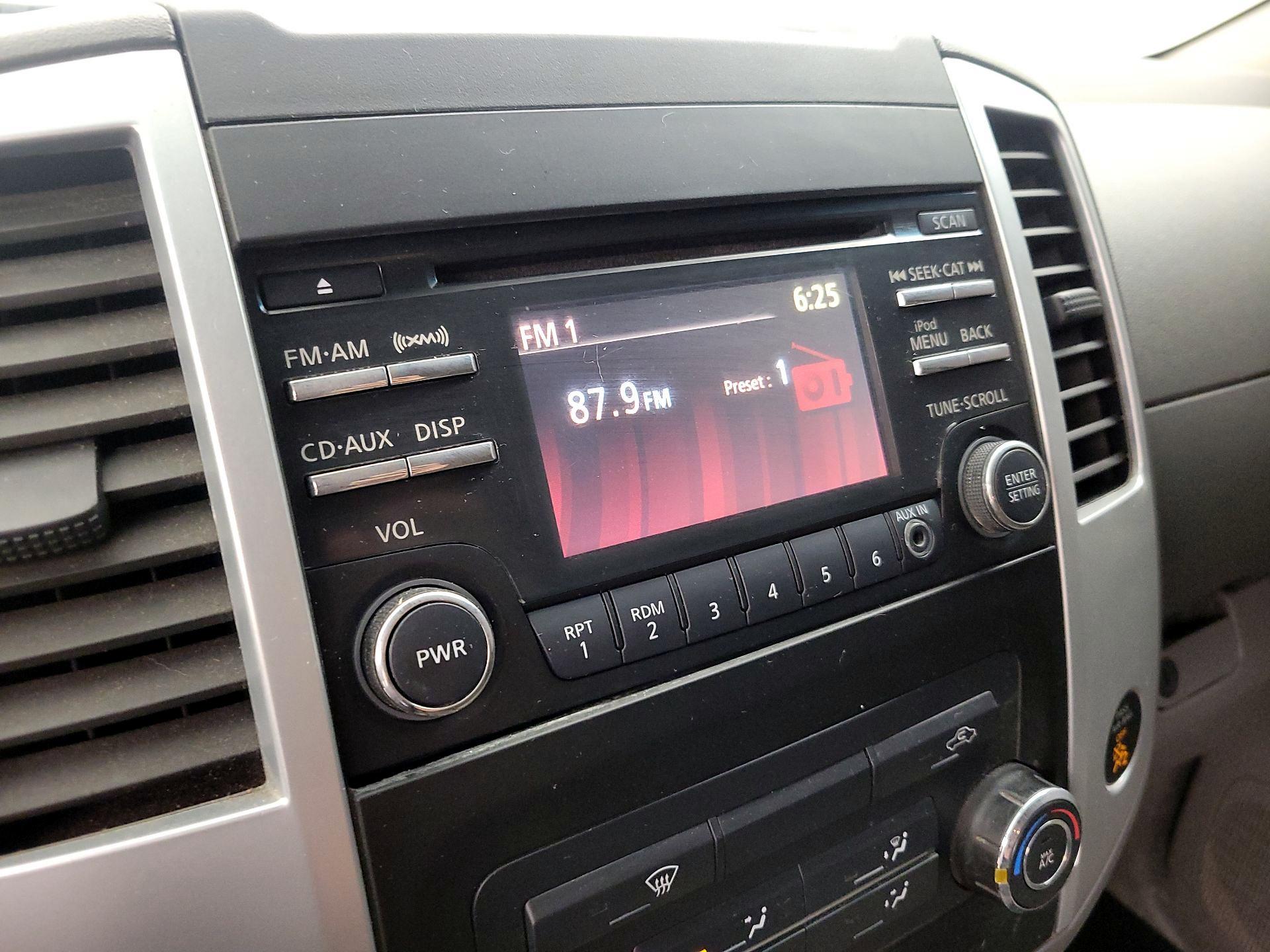 Thumbnail: 2014 Nissan Frontier - 14