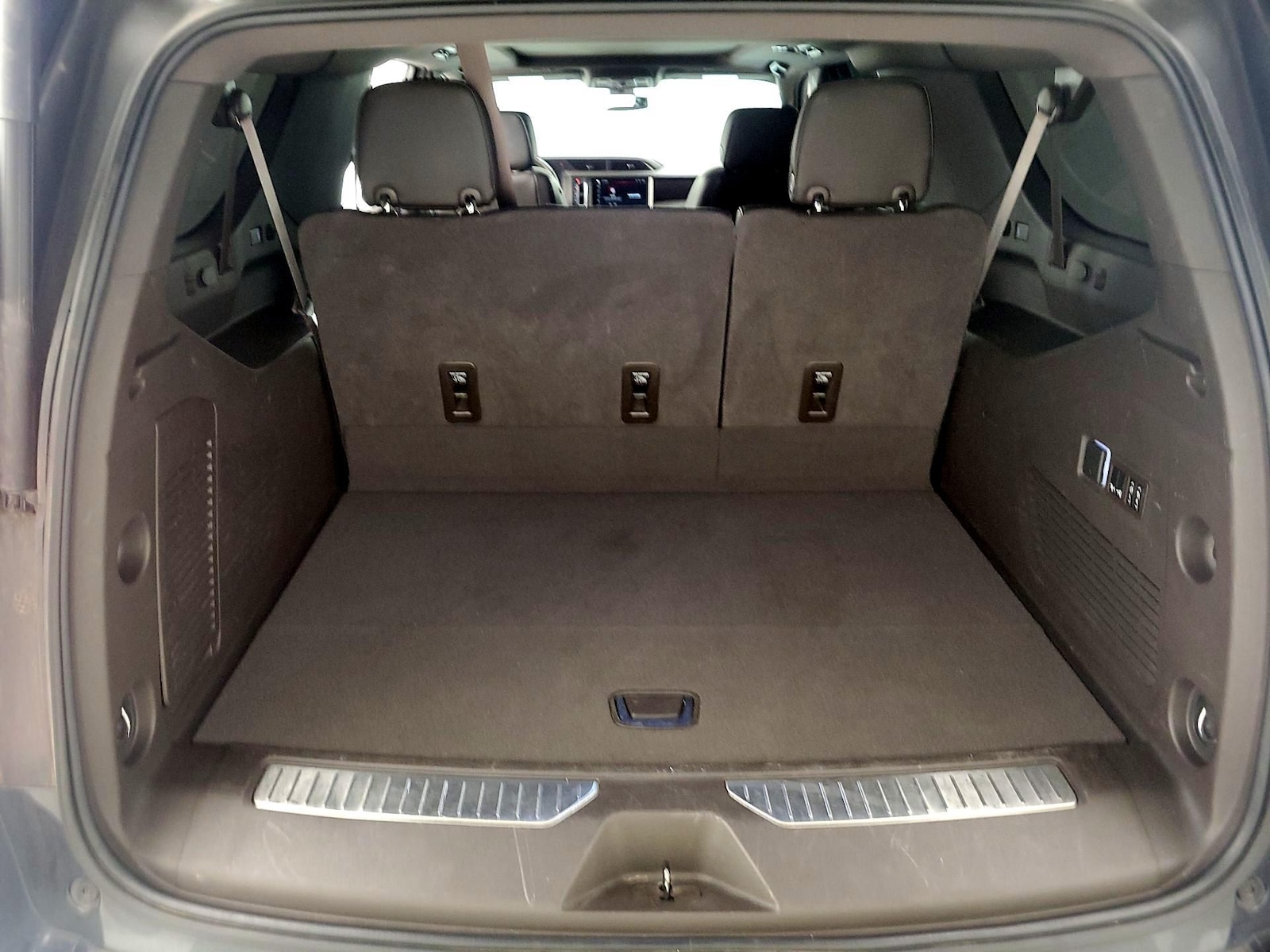 2022 GMC Yukon XL Denali - Photo 18