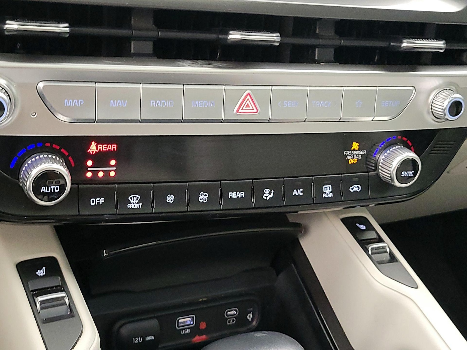 2023 Kia Telluride S - Photo 18