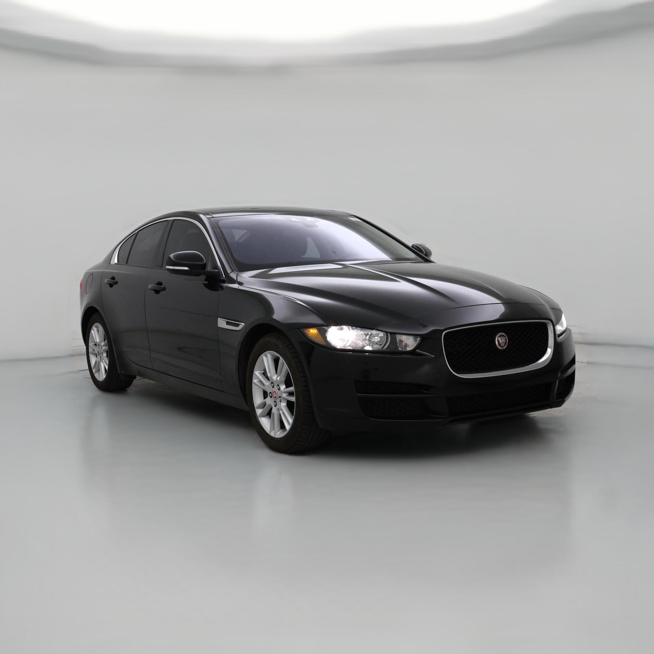 Thumbnail: 2017 Jaguar XE - 1