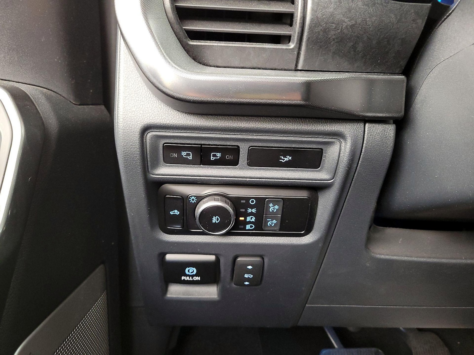 2023 Ford F-150 Tremor - Photo 14