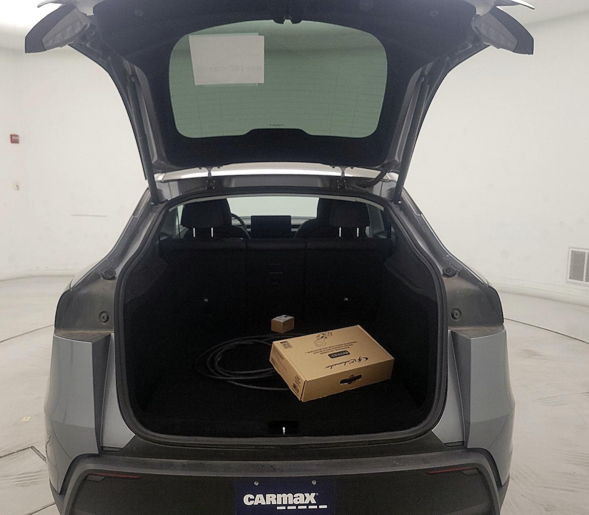 Trunk/Cargo (Seats Up)