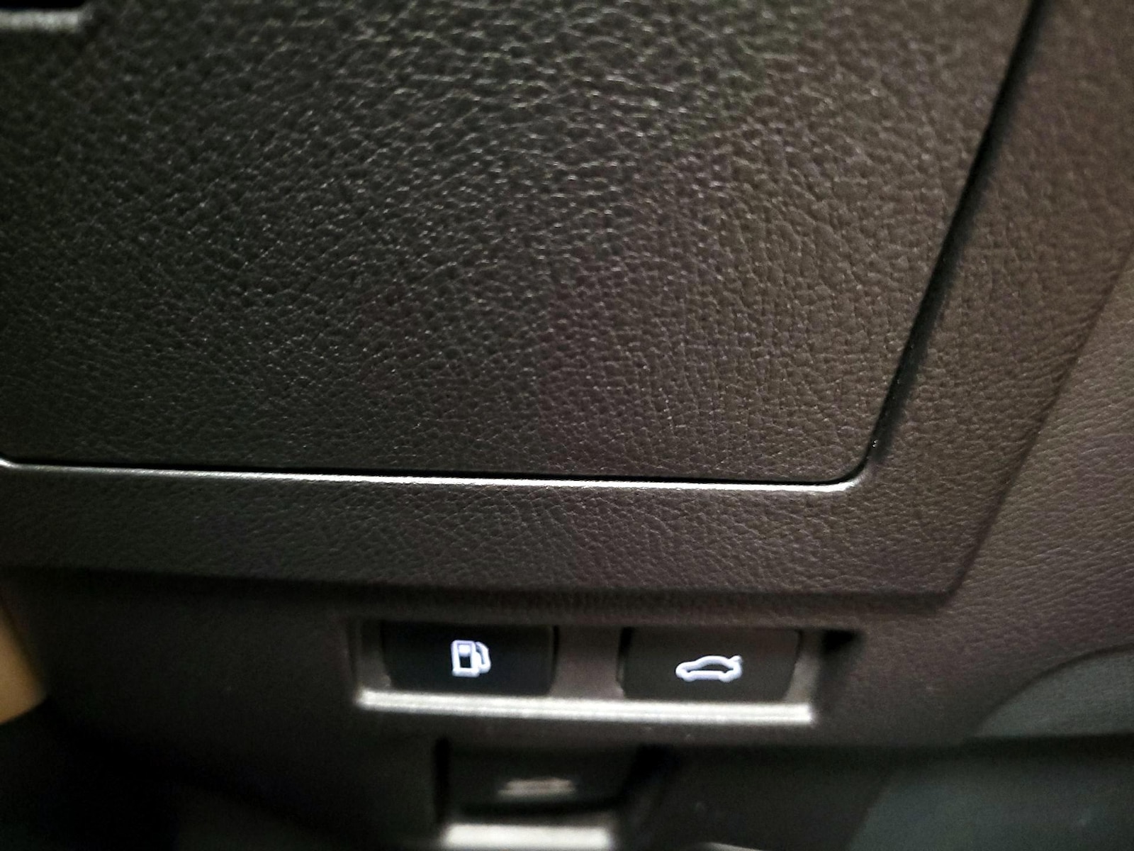 2020 Lexus ES Hybrid 300h - Photo 14