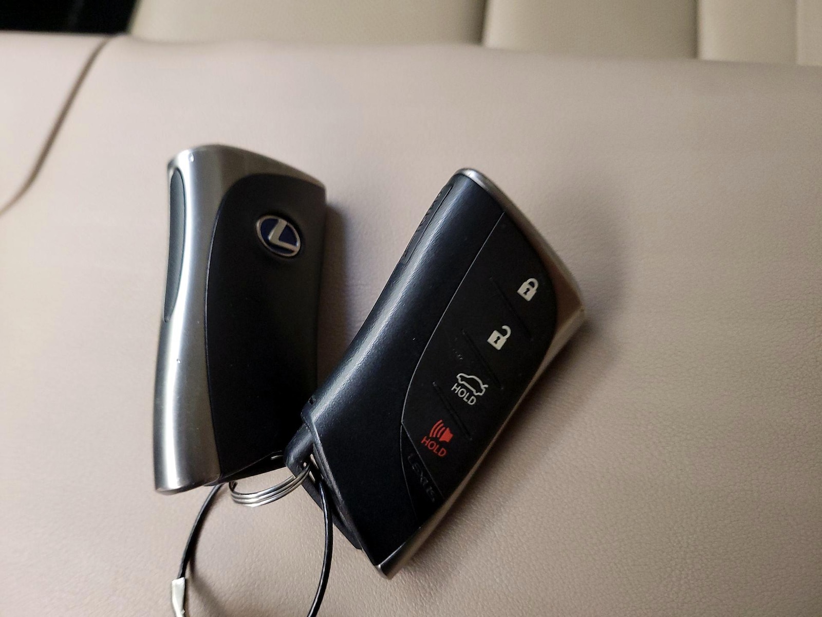 2020 Lexus ES Hybrid 300h - Photo 24