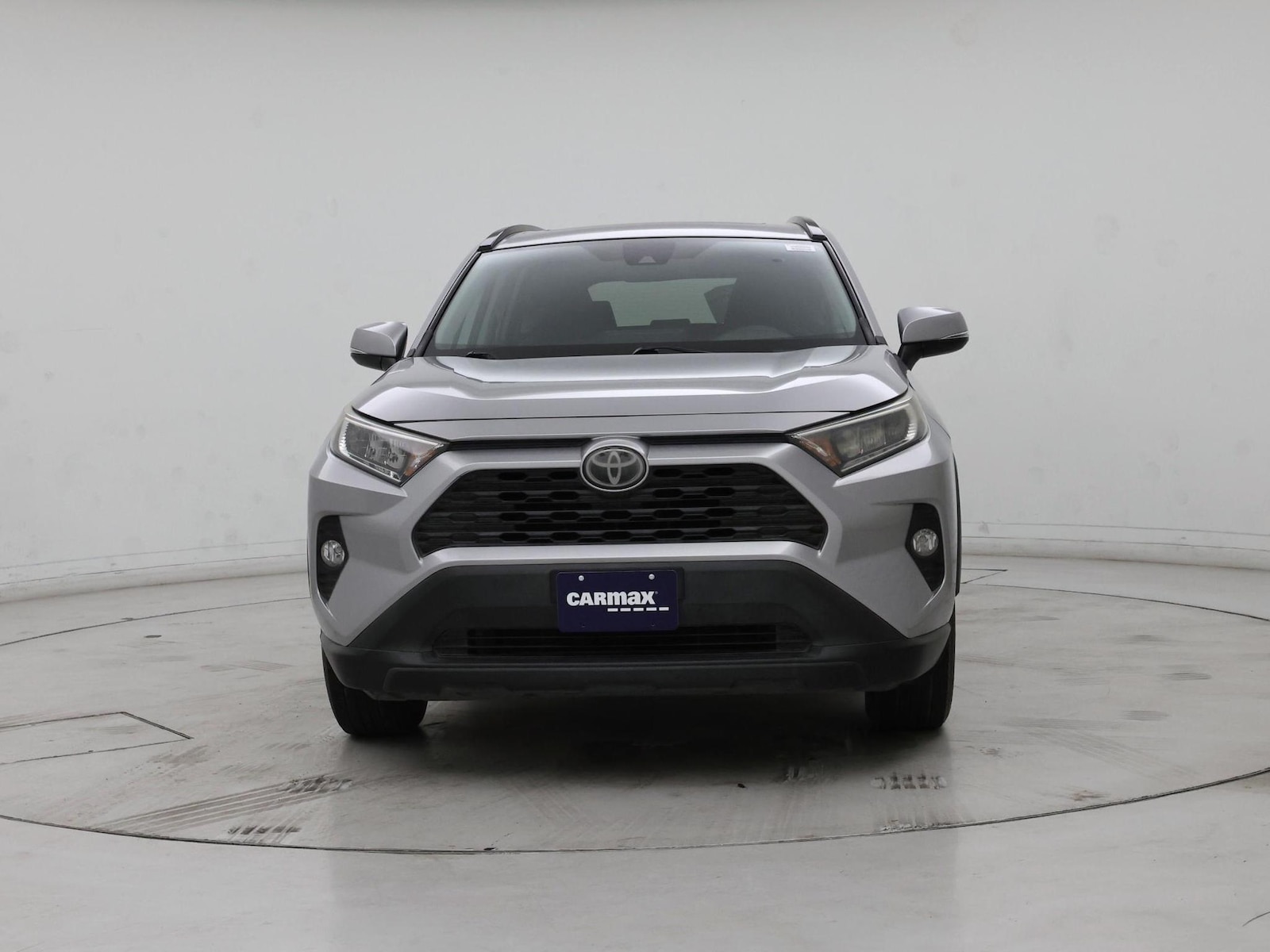 2019 Toyota RAV4 XLE - Photo 6