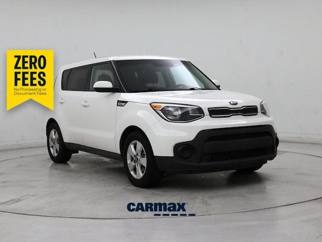 White 2019 Kia Soul Wagon Automatic