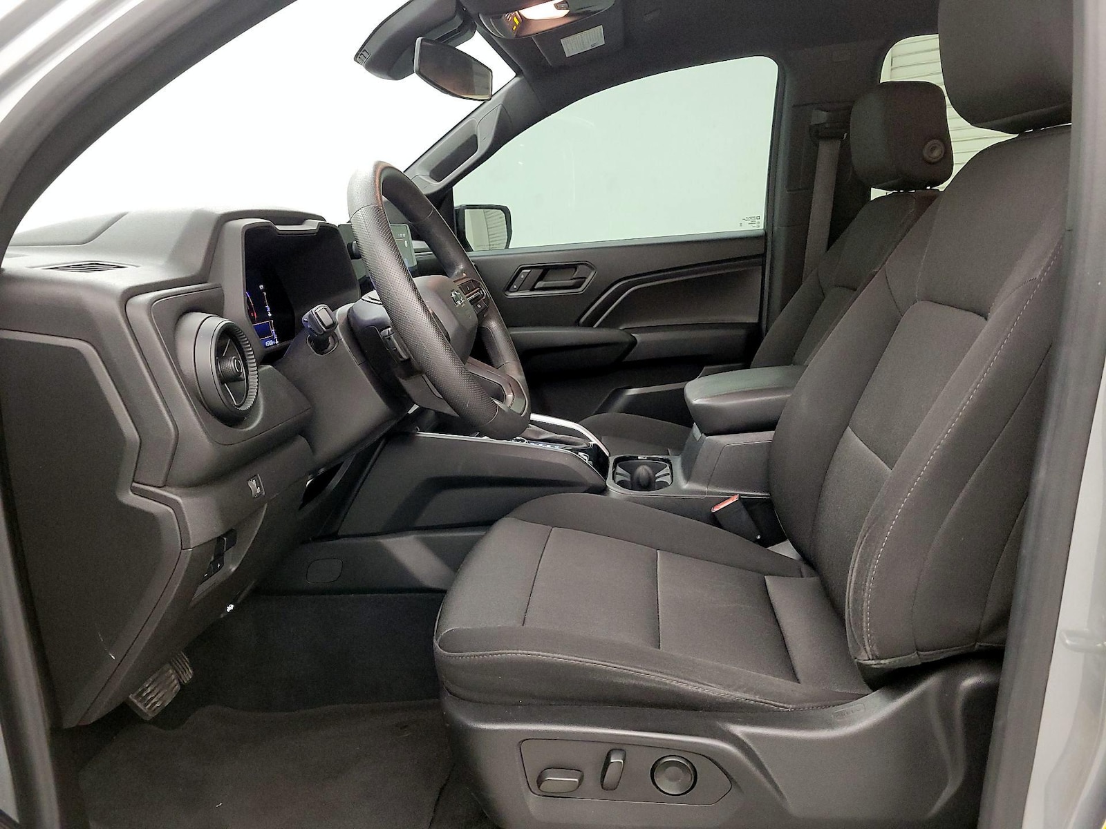 Power Seat(s) & Side Airbags