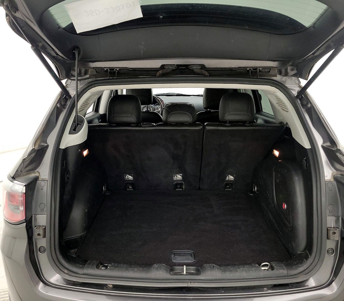 Trunk/Cargo (Seats Up)