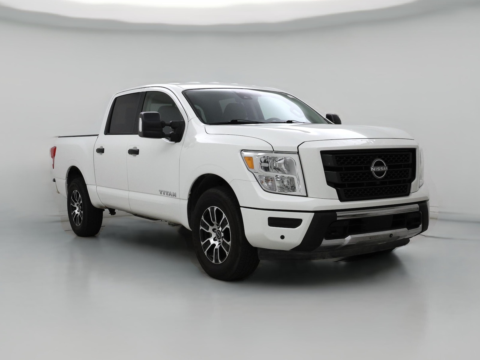 2023 Nissan Titan