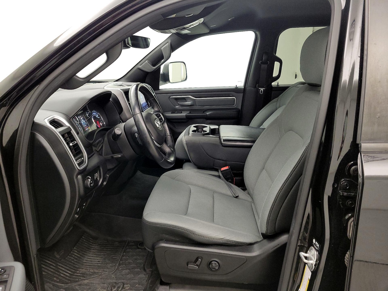 Power Seat(s) & Side Airbags