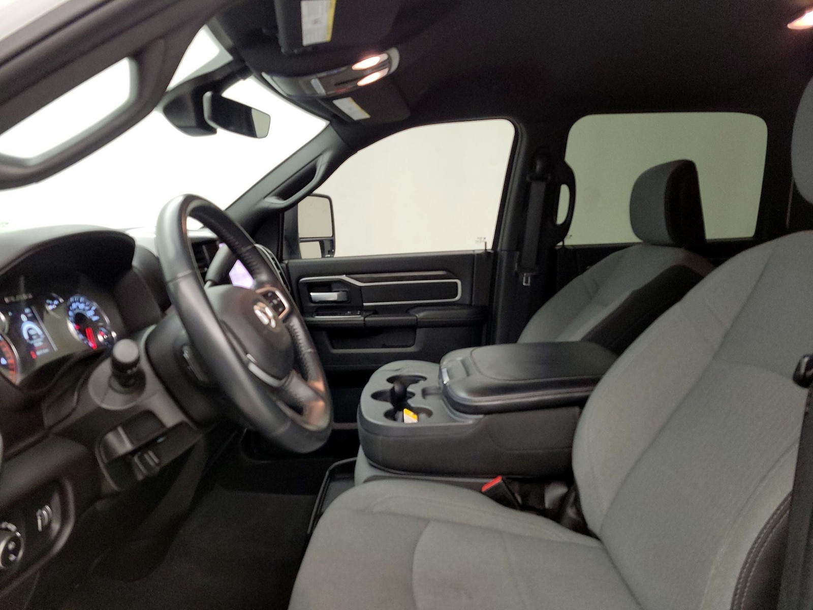 Power Seat(s) & Side Airbags