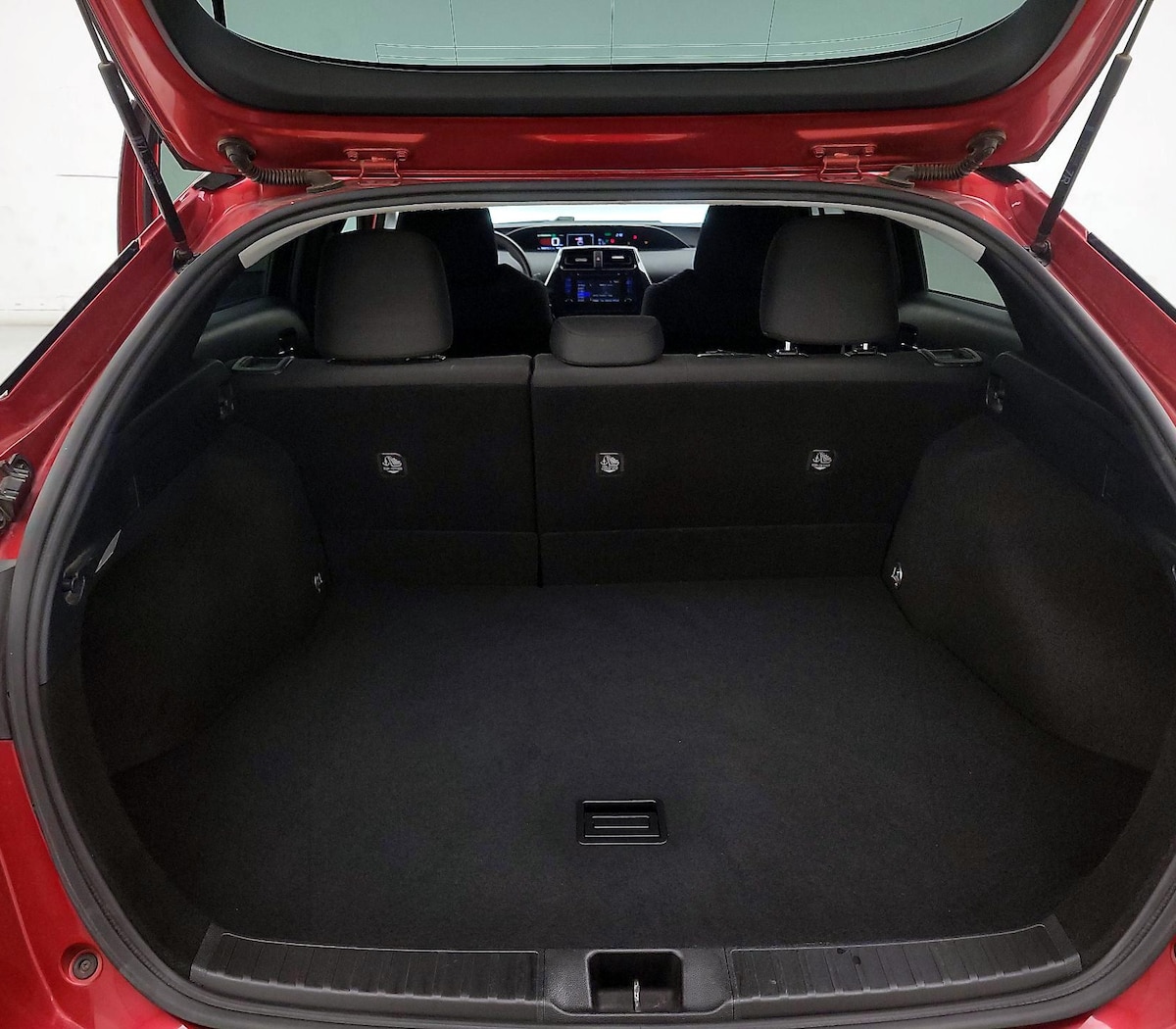 Trunk/Cargo (Seats Up)