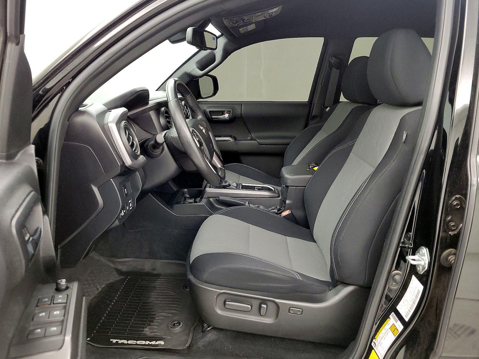 Power Seat(s) & Side Airbags