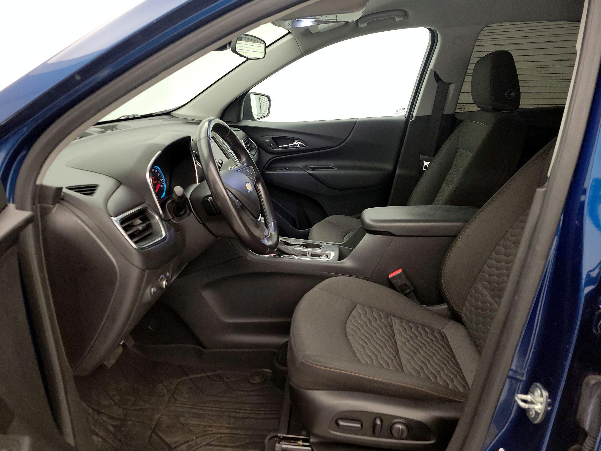 Thumbnail: 2021 Chevrolet Equinox - 11