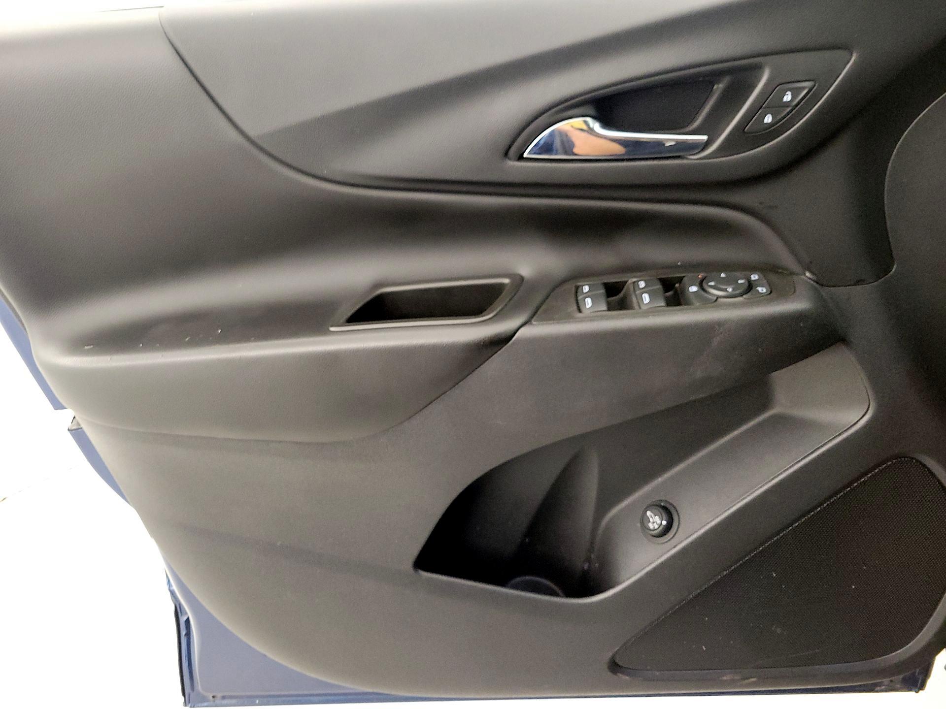 Thumbnail: 2021 Chevrolet Equinox - 12