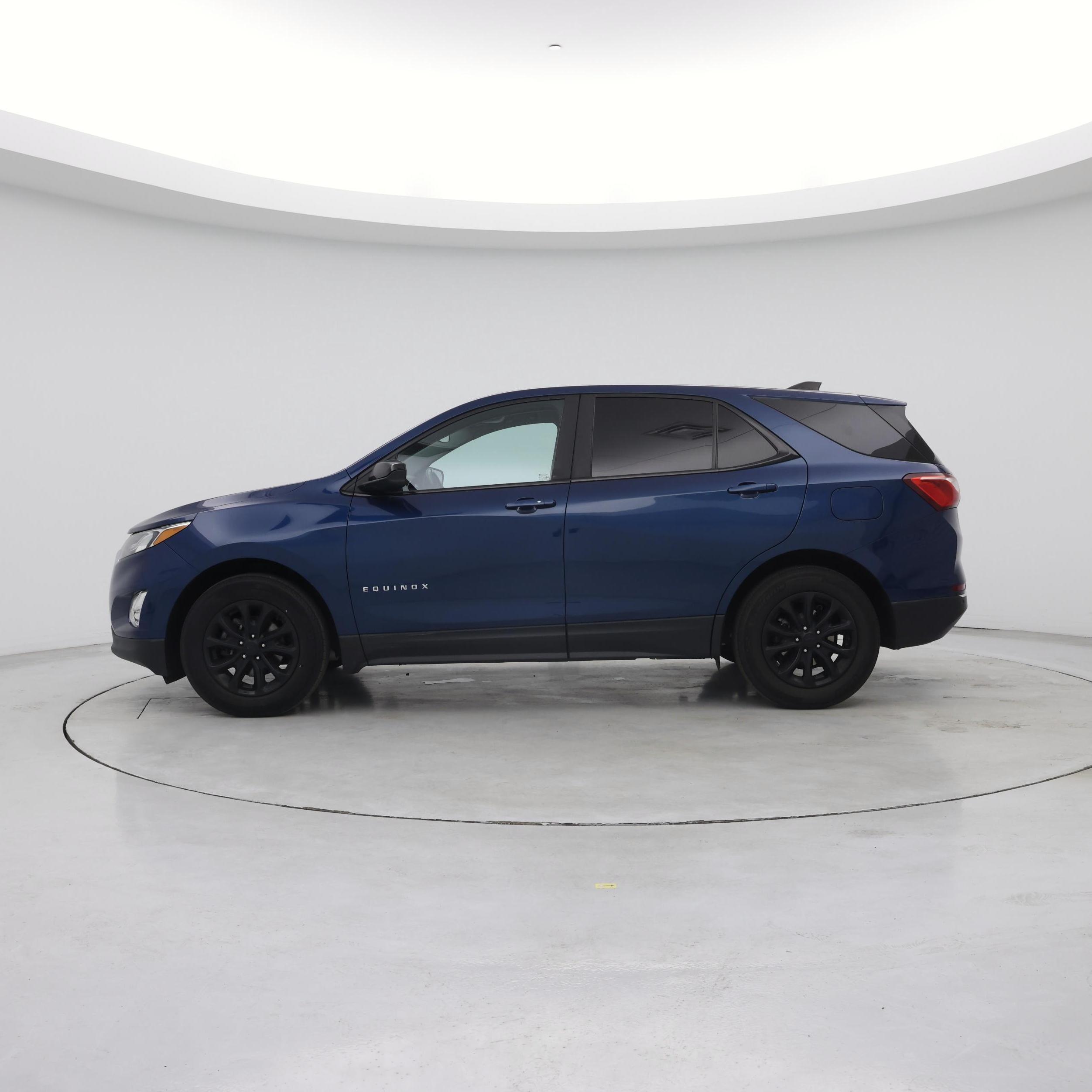 Thumbnail: 2021 Chevrolet Equinox - 3