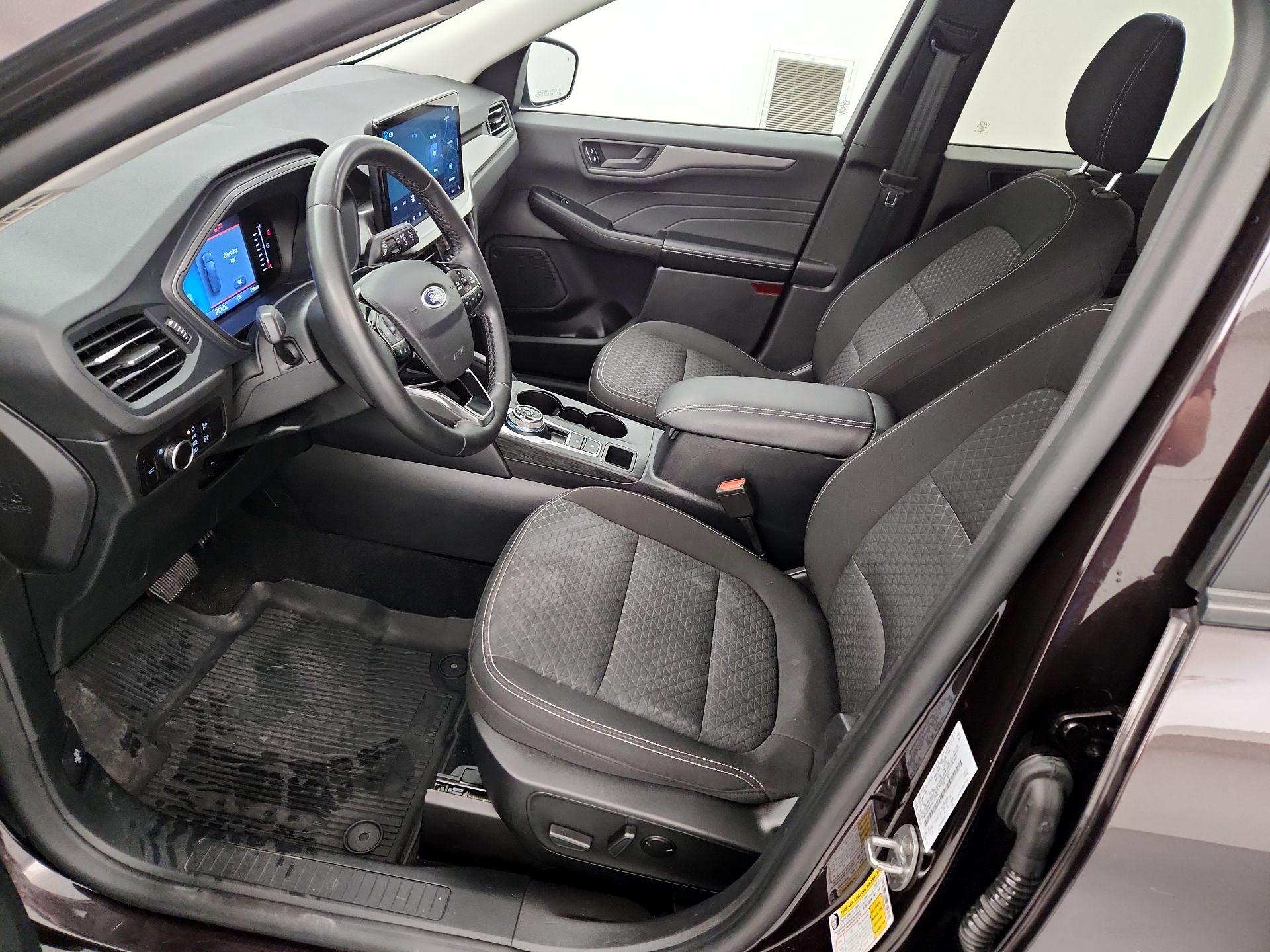 Thumbnail: 2023 Ford Escape - 11
