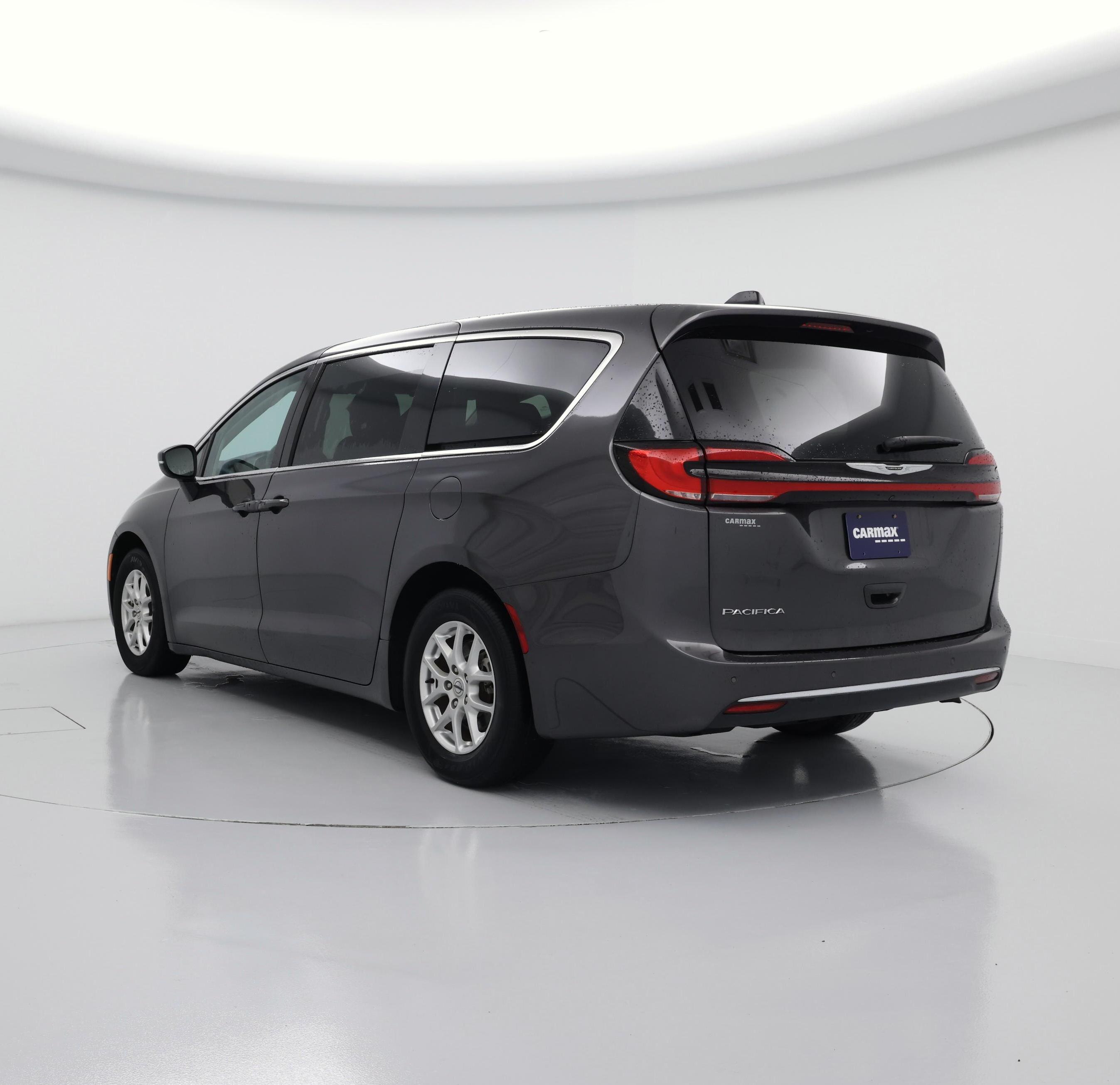Thumbnail: 2023 Chrysler Pacifica - 2