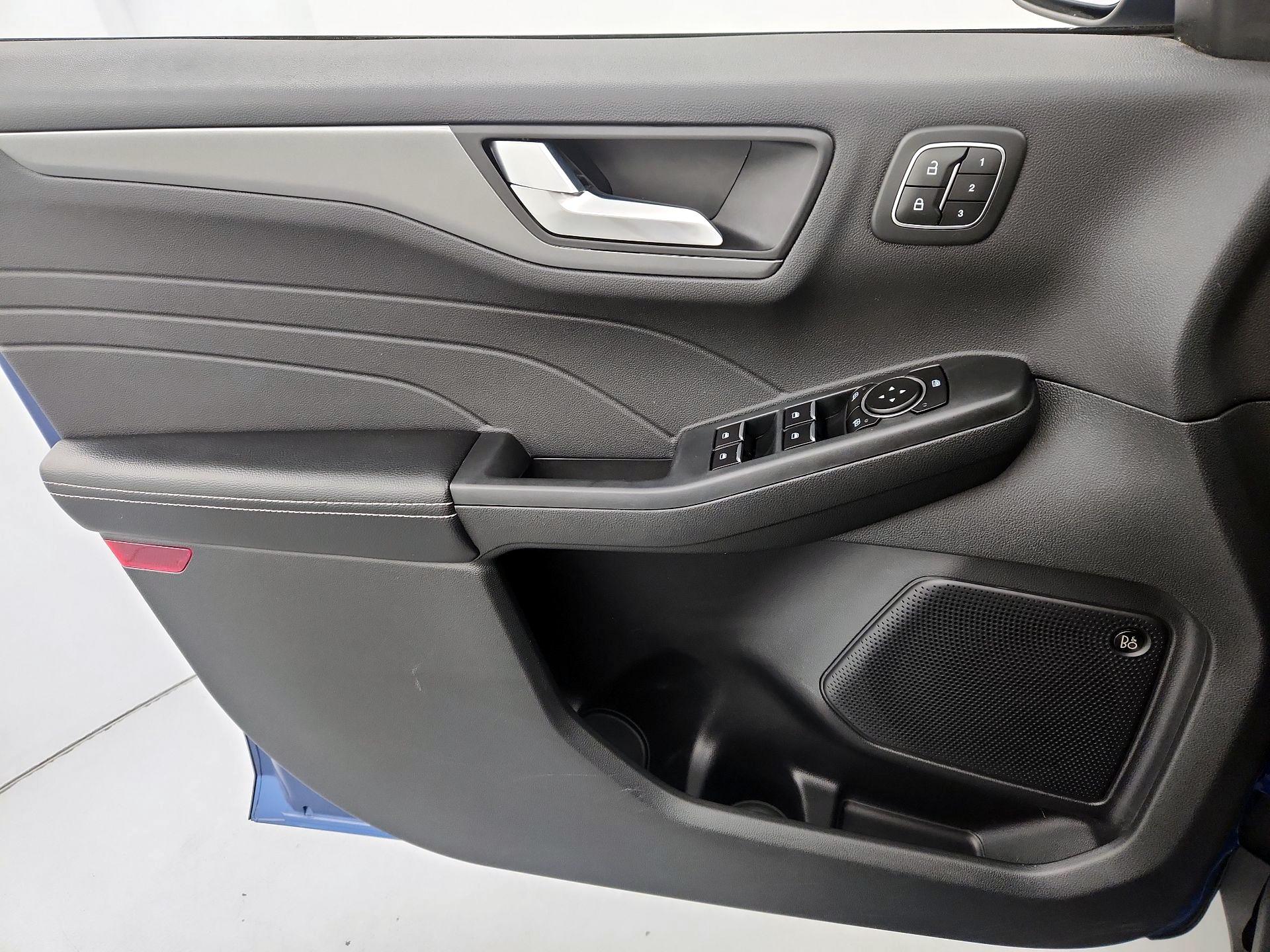 Thumbnail: 2023 Ford Escape - 12
