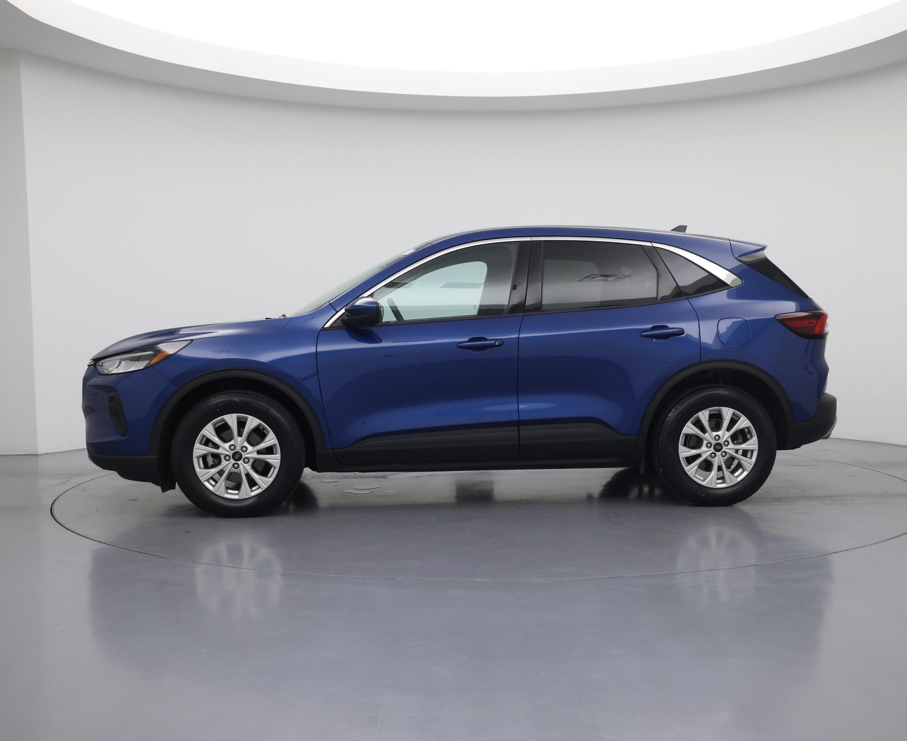 Thumbnail: 2023 Ford Escape - 3