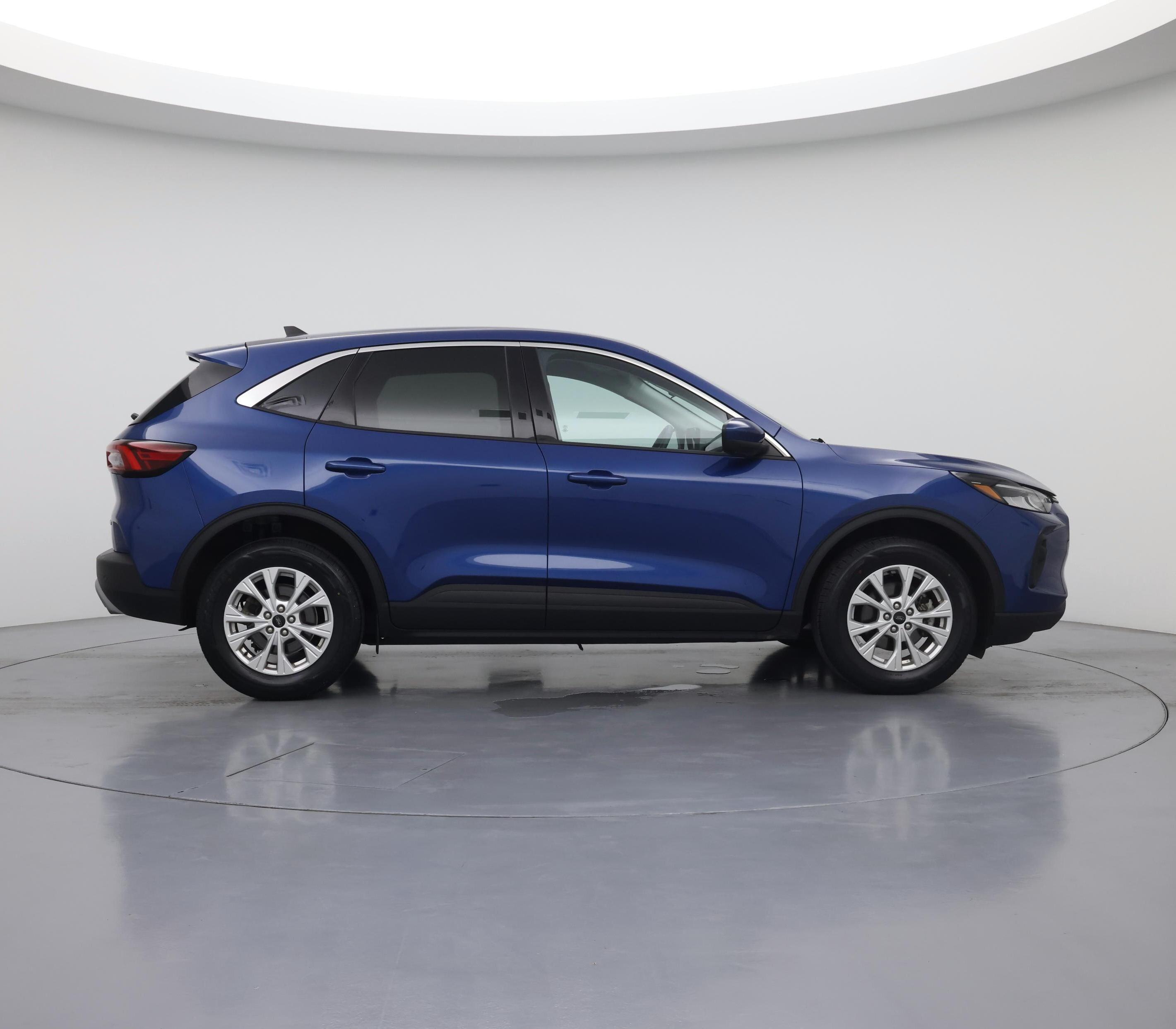 Thumbnail: 2023 Ford Escape - 7