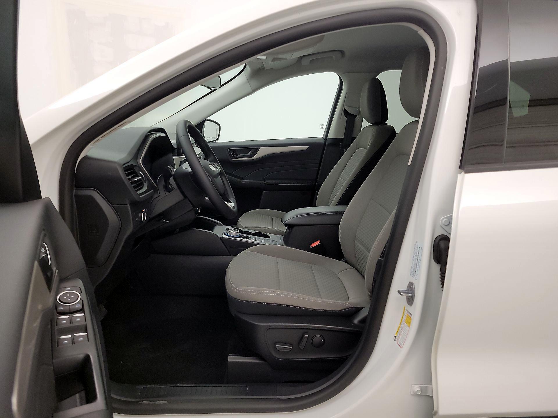 Thumbnail: 2022 Ford Escape - 11