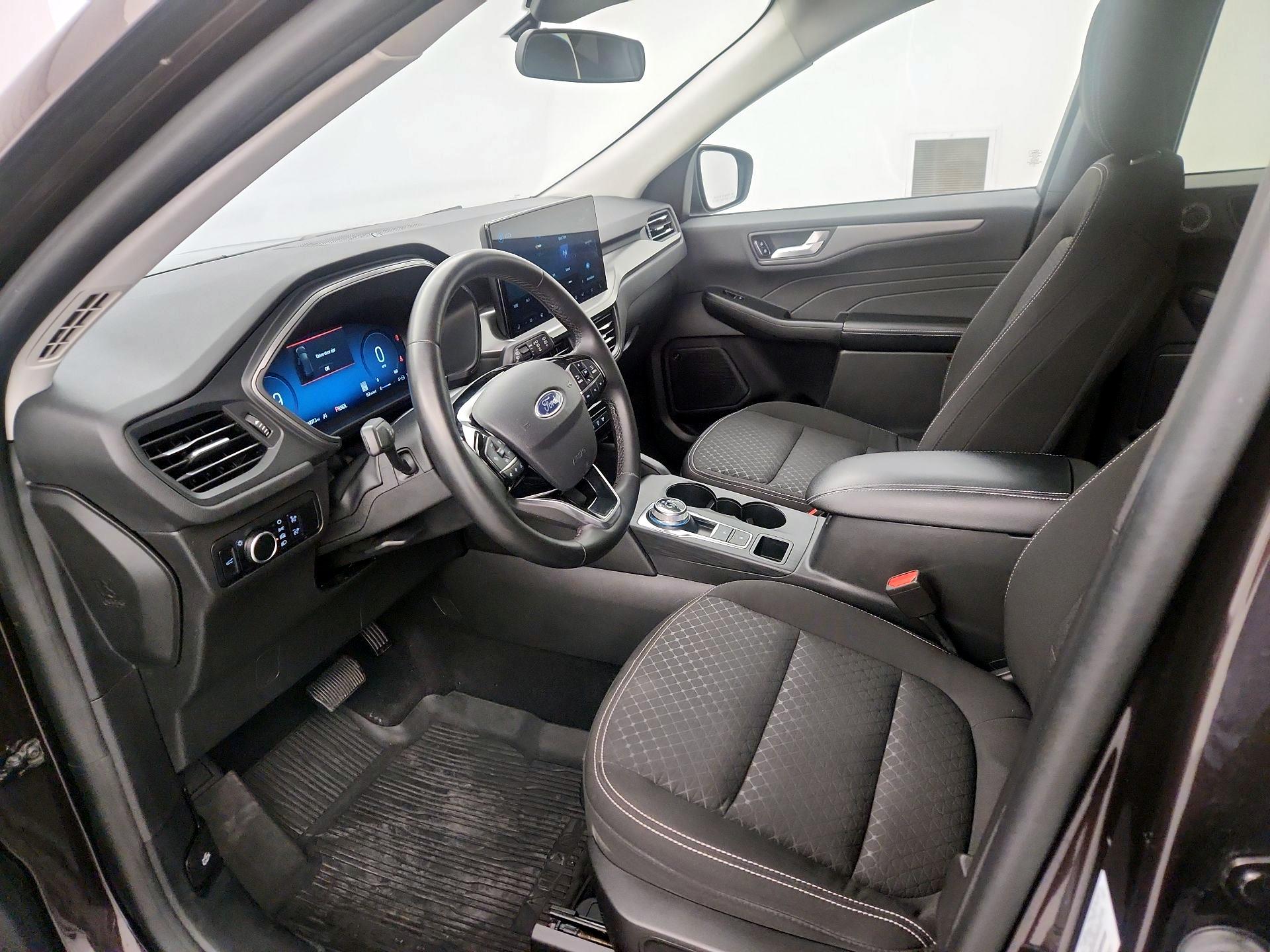 Thumbnail: 2023 Ford Escape - 11