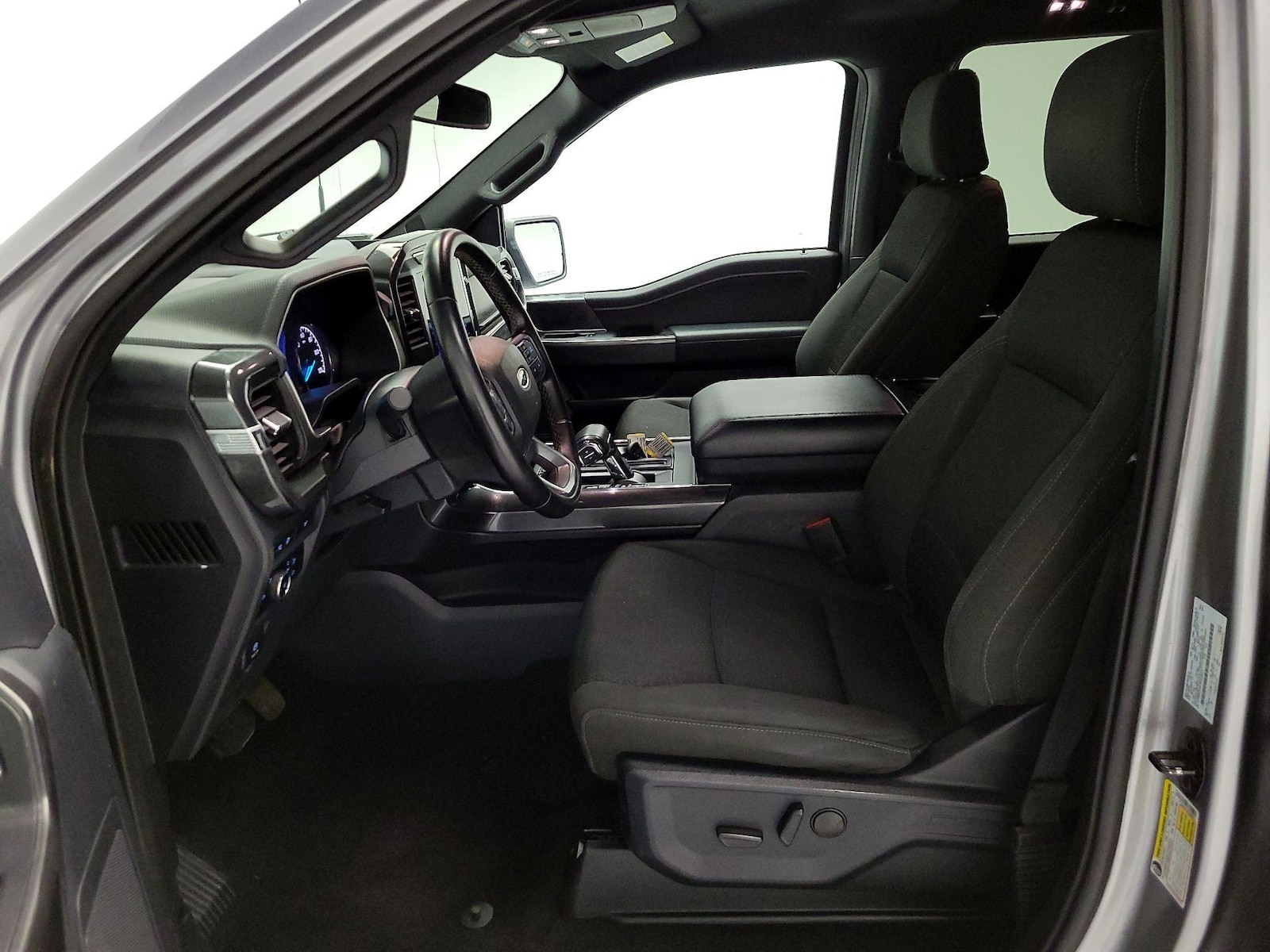 2023 Ford F-150 XLT - Photo 12