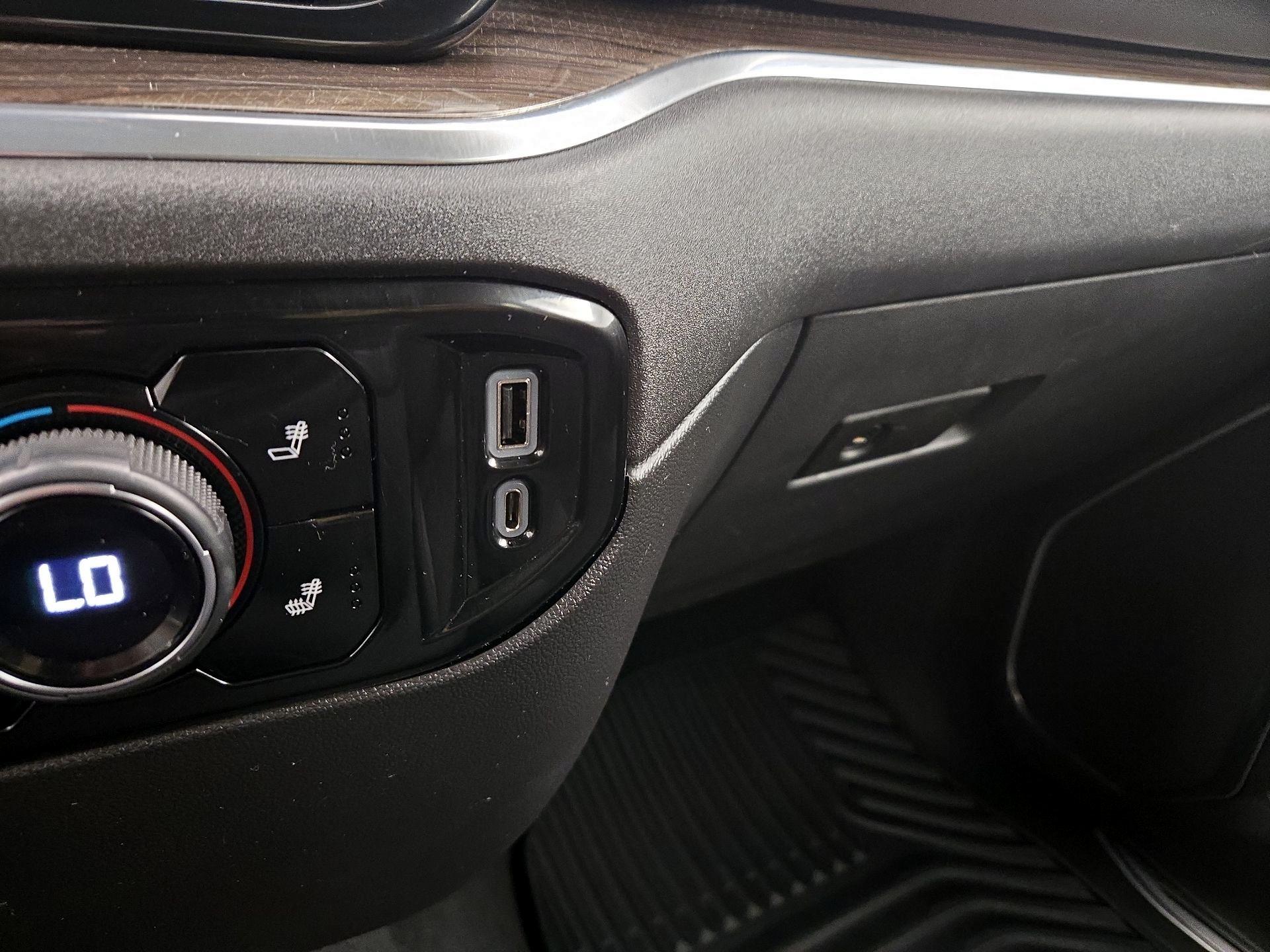 Thumbnail: 2023 Chevrolet Silverado 1500 - 19