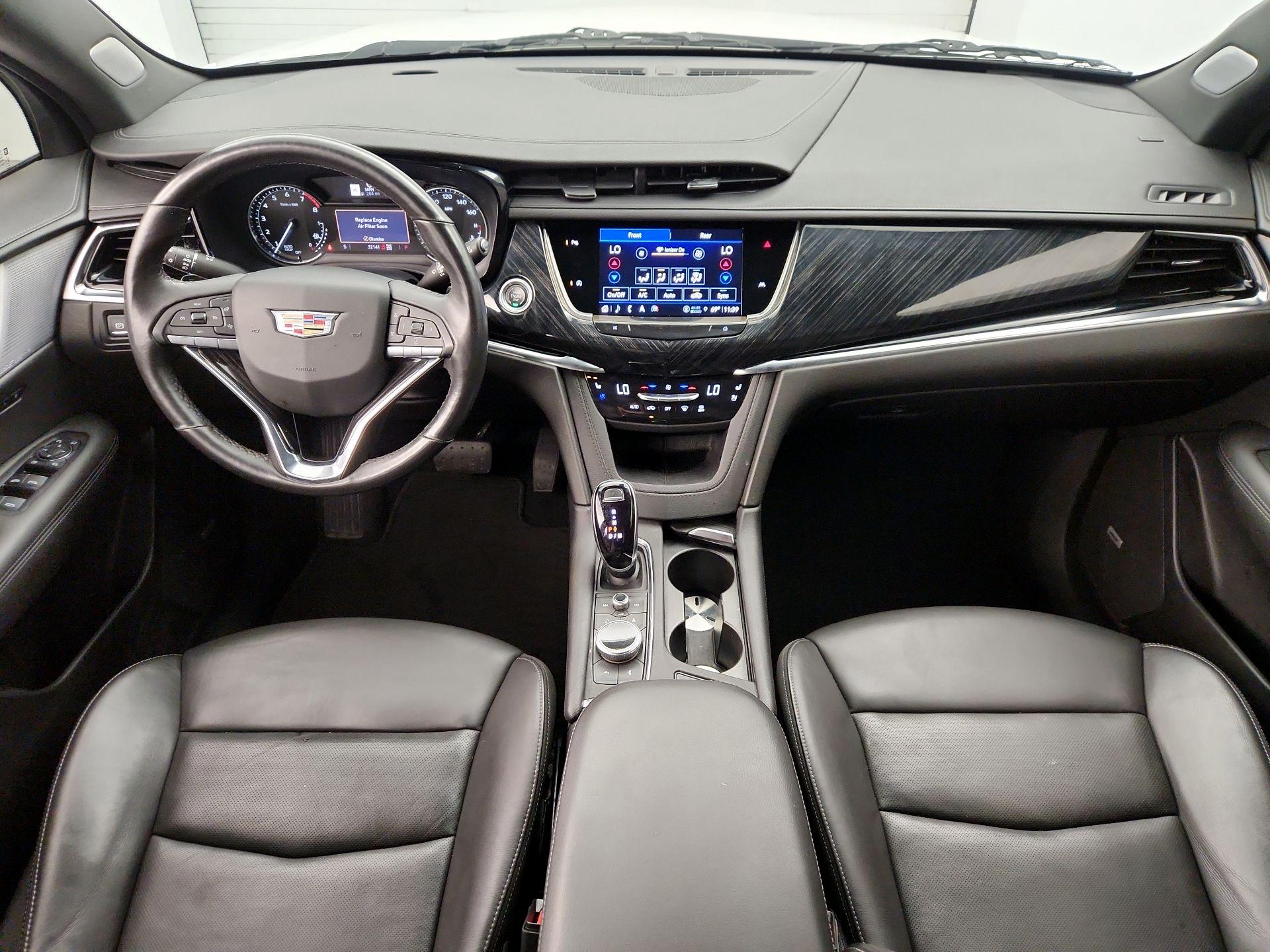 Thumbnail: 2022 Cadillac XT6 - 9